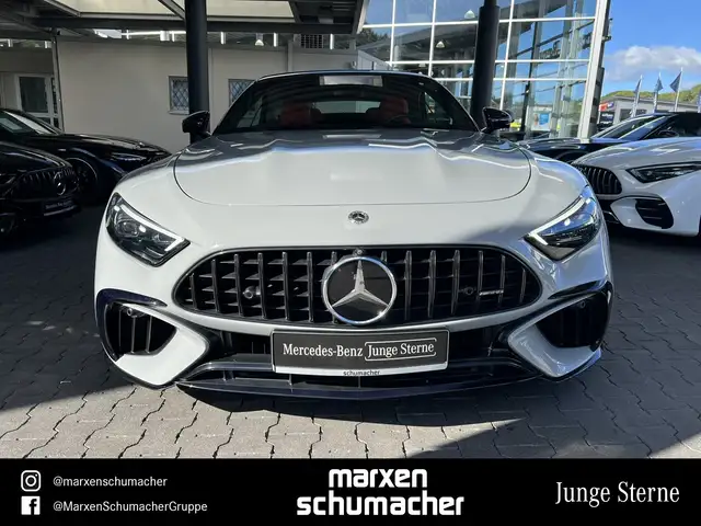 Mercedes-Benz SL view 2