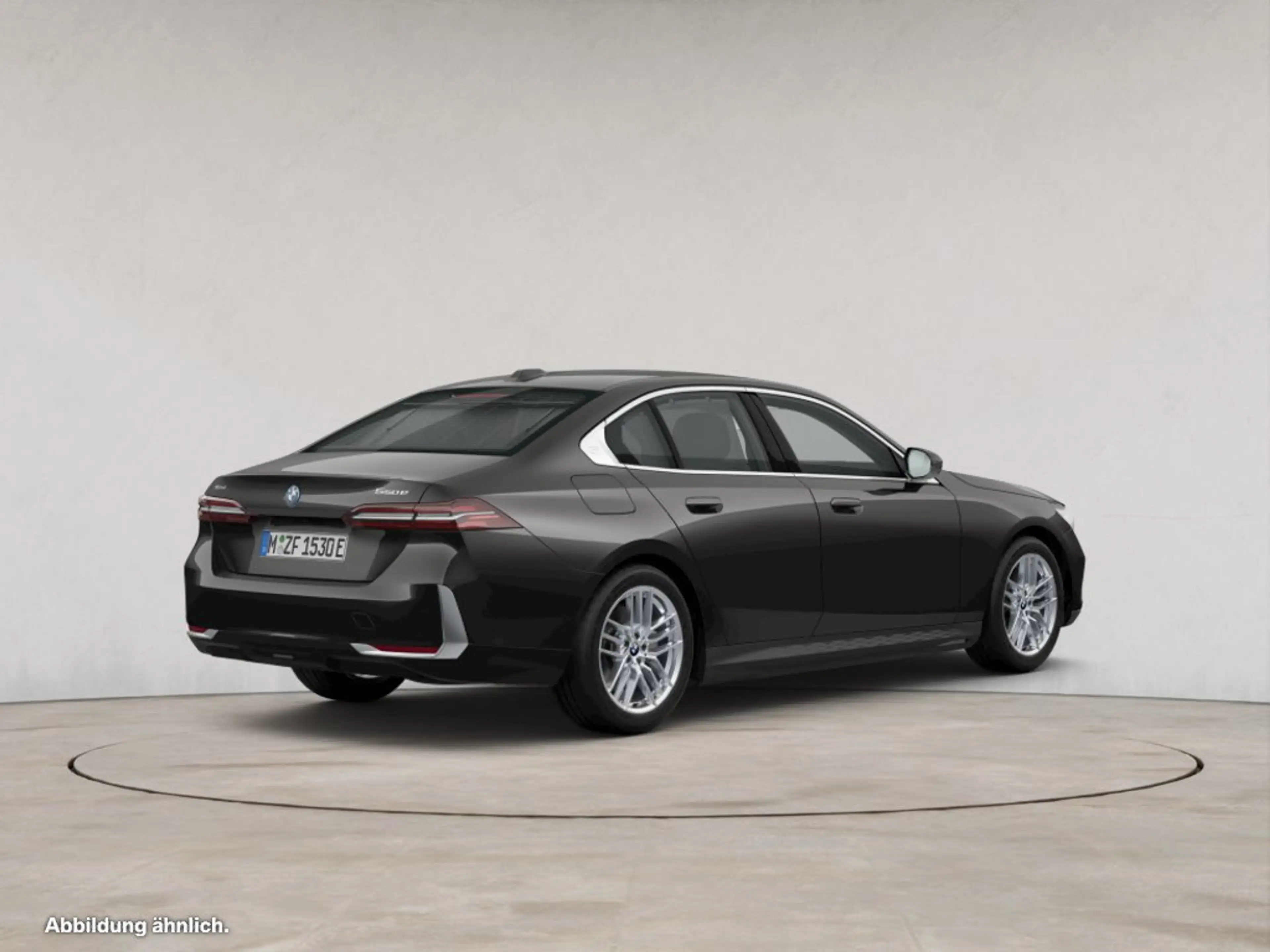 BMW 550 e xDrive + GARANTIE-bis-06.2030 — photo 2