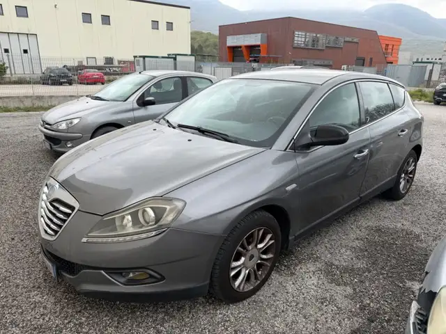 Lancia Delta 1.6 MJT DPF Silver