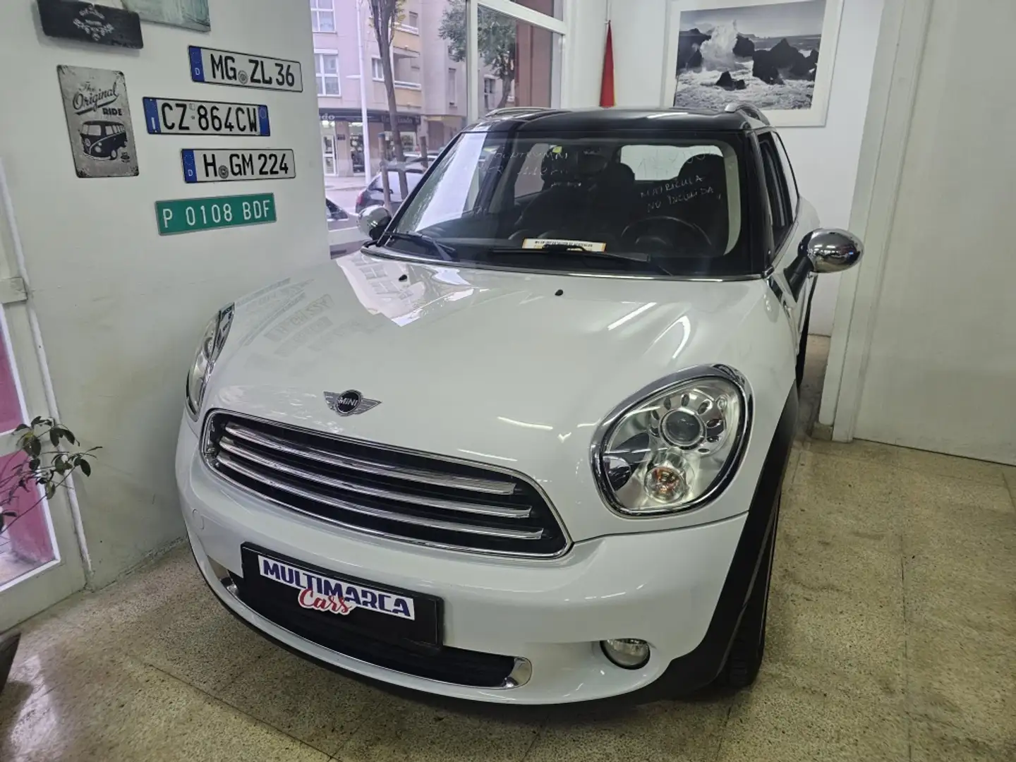 MINI Cooper Countryman D ALL4 AUT. Blanc - 1