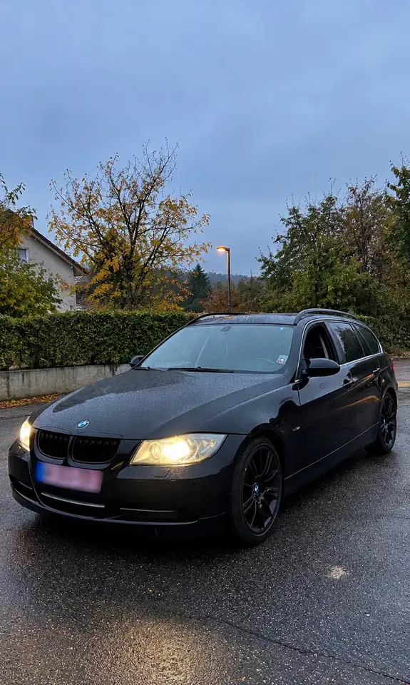 BMW 330