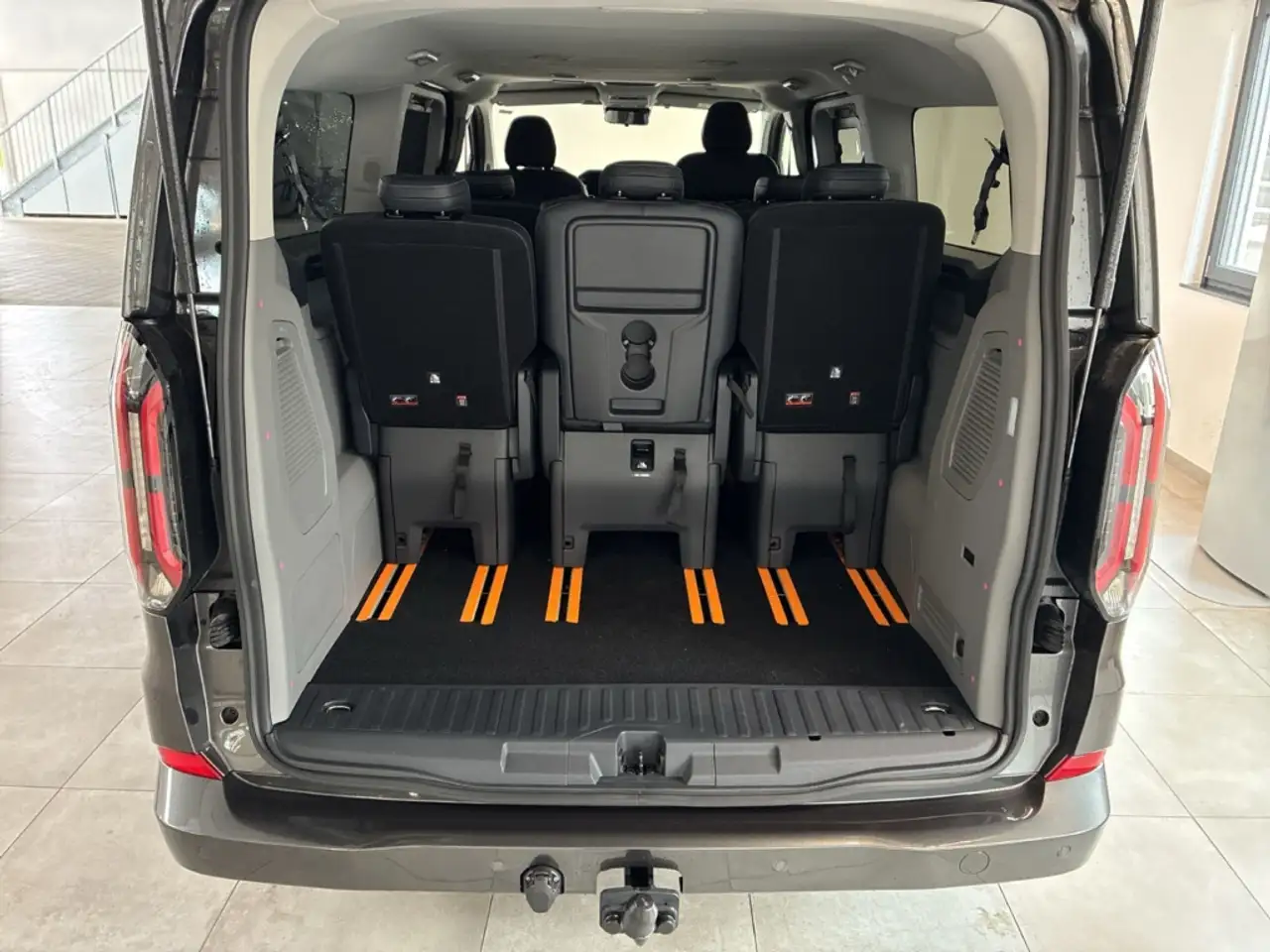 Ford Tourneo Custom 2026 — фото 6