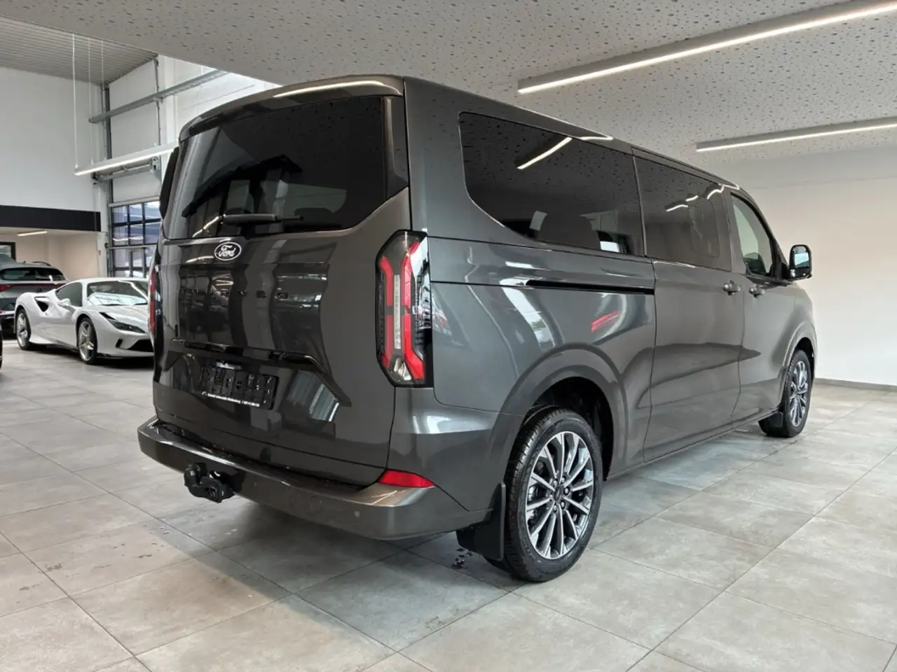 Ford Tourneo Custom 2026