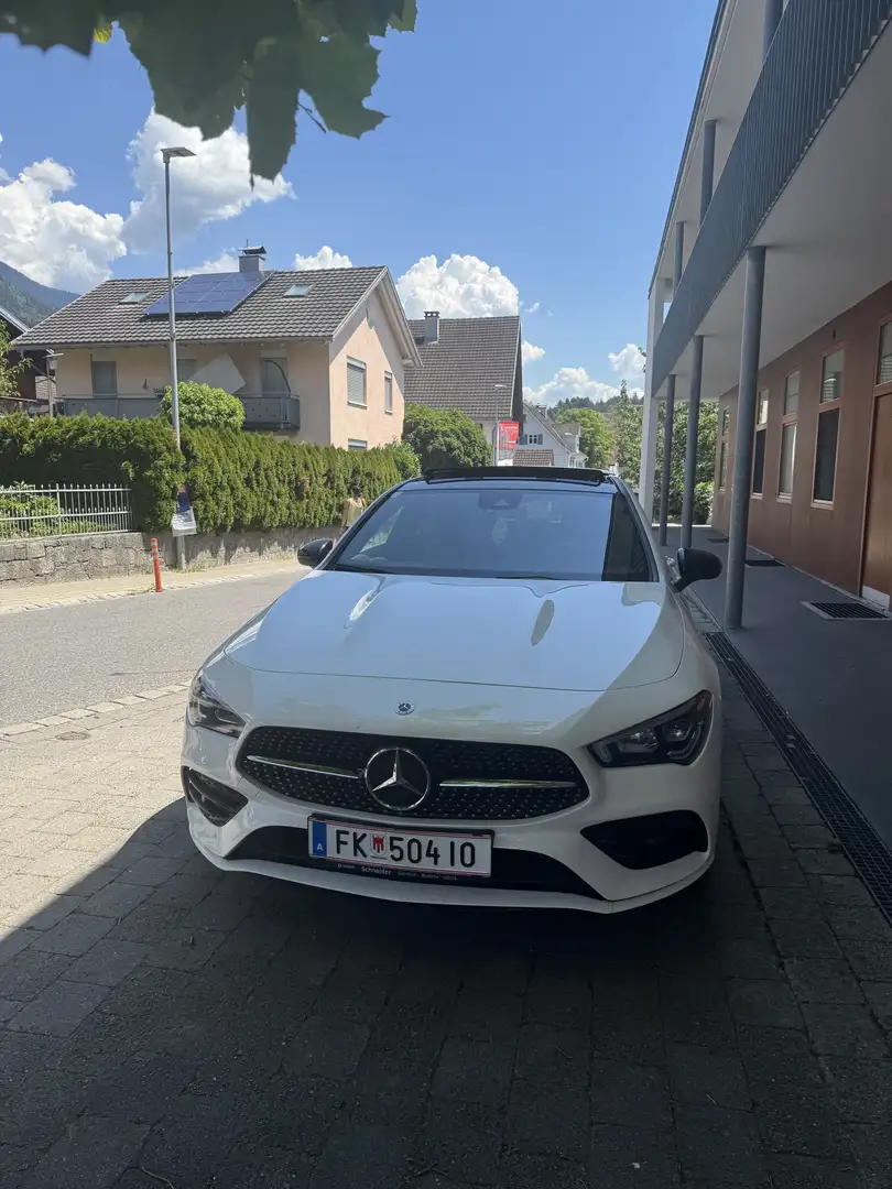 Mercedes-Benz CLA 200 d Shooting Brake Aut. Amg Line - 1