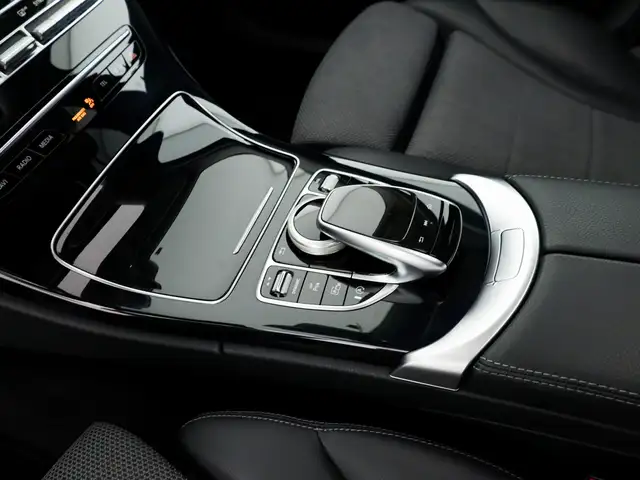 Mercedes-Benz C-Class view 15