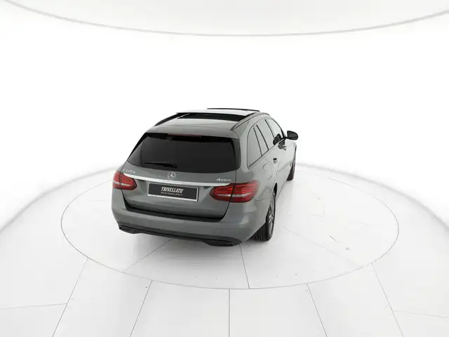 Mercedes-Benz C-Class view 6