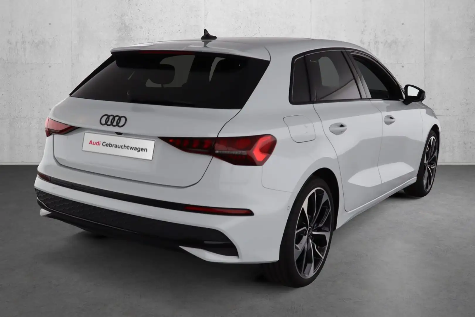 Audi A3 35 TDI S-LINE*NAVI-PLUS*KAMERA*HUD* Weiß - 2