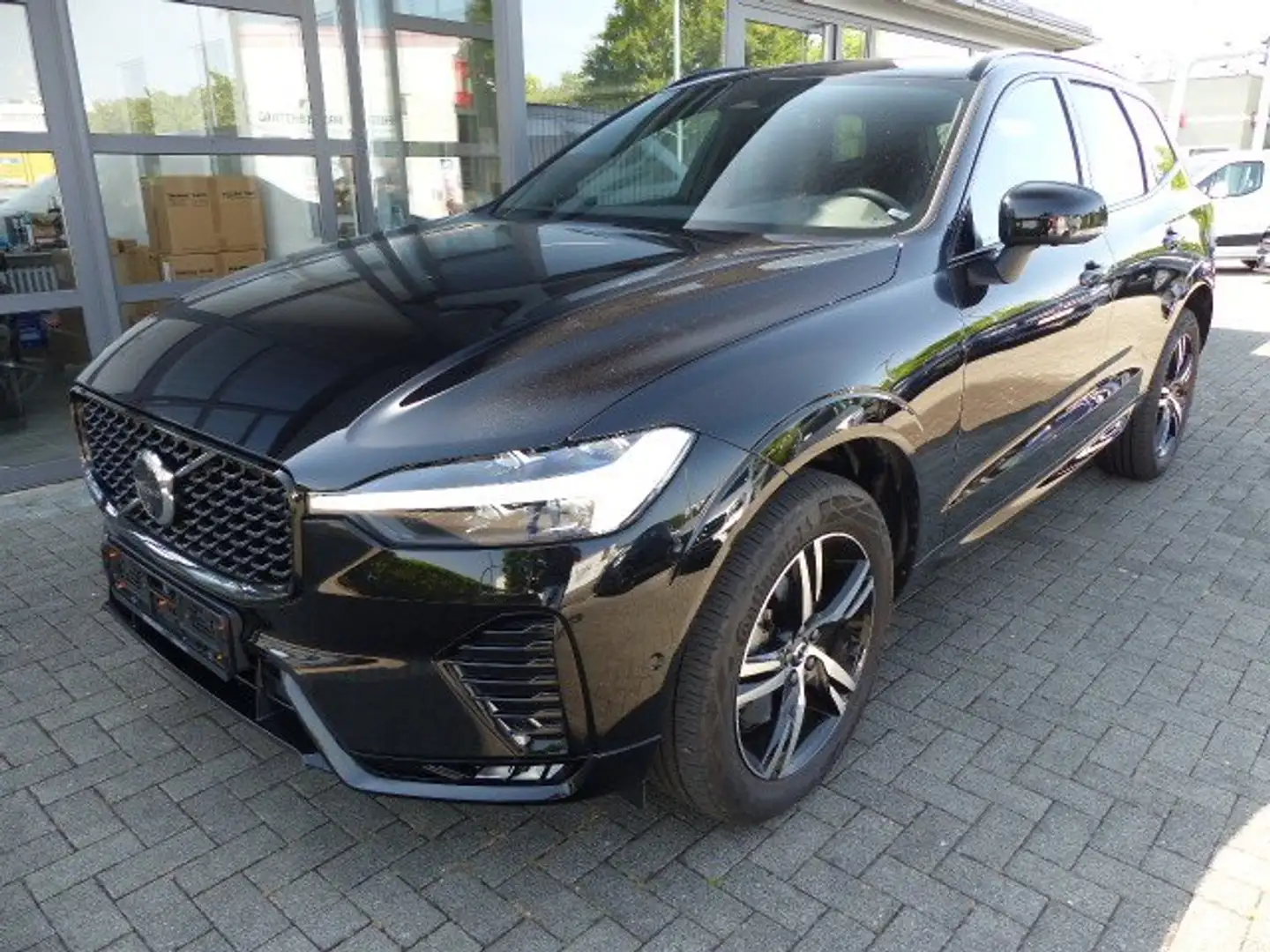 Volvo XC60 R Design B4 (B) Aut.EU6d*GOOGLE*360°CAM* Schwarz - 1