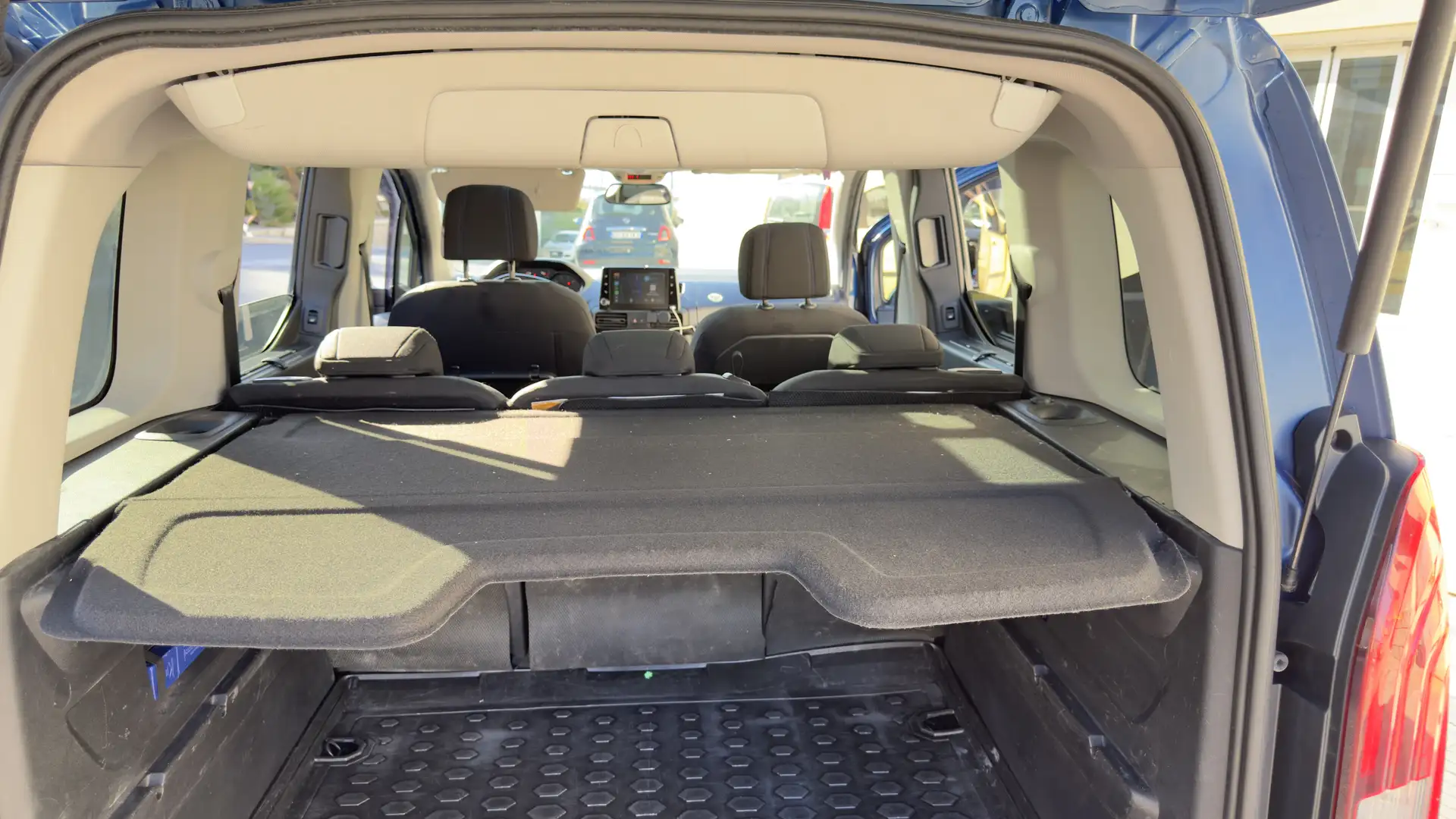 Peugeot Rifter Rifter 1.5 bhdi Allure s&s 102cv tettoPanoramico Blu/Azzurro - 2