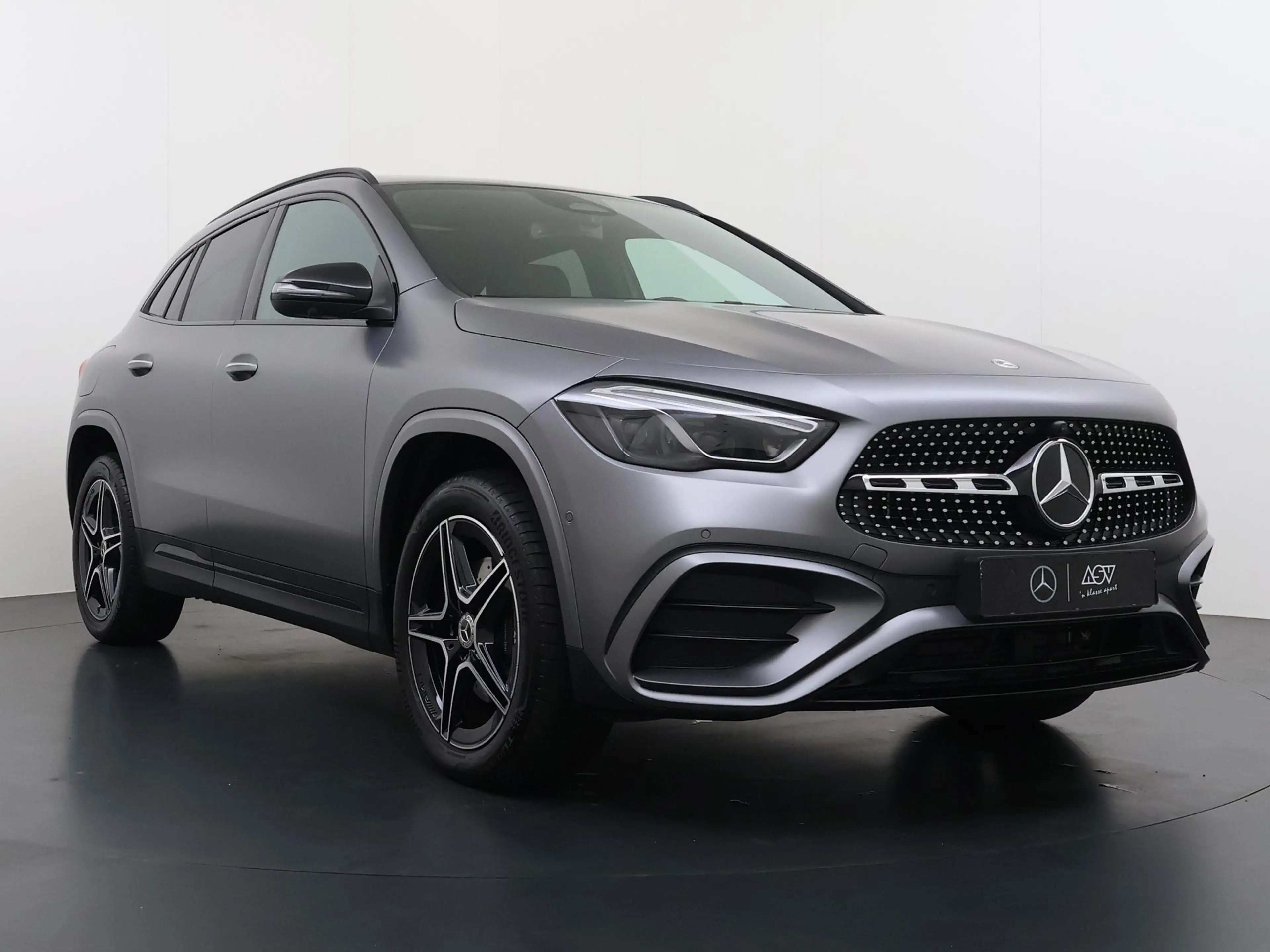 Mercedes-Benz GLA 250 GLA e Star Edition Panoramadak — photo 14