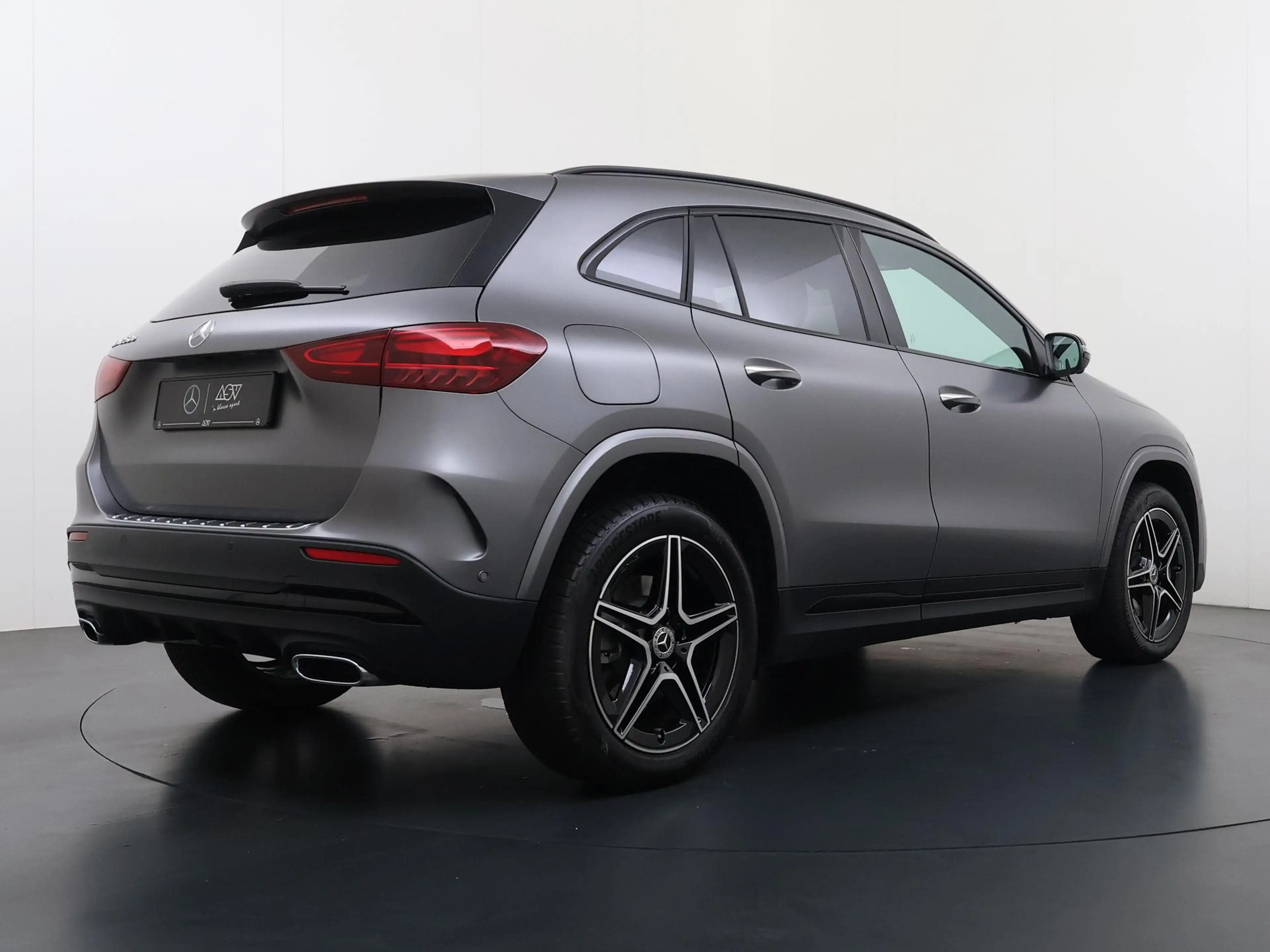 Mercedes-Benz GLA 250 GLA e Star Edition Panoramadak — photo 10