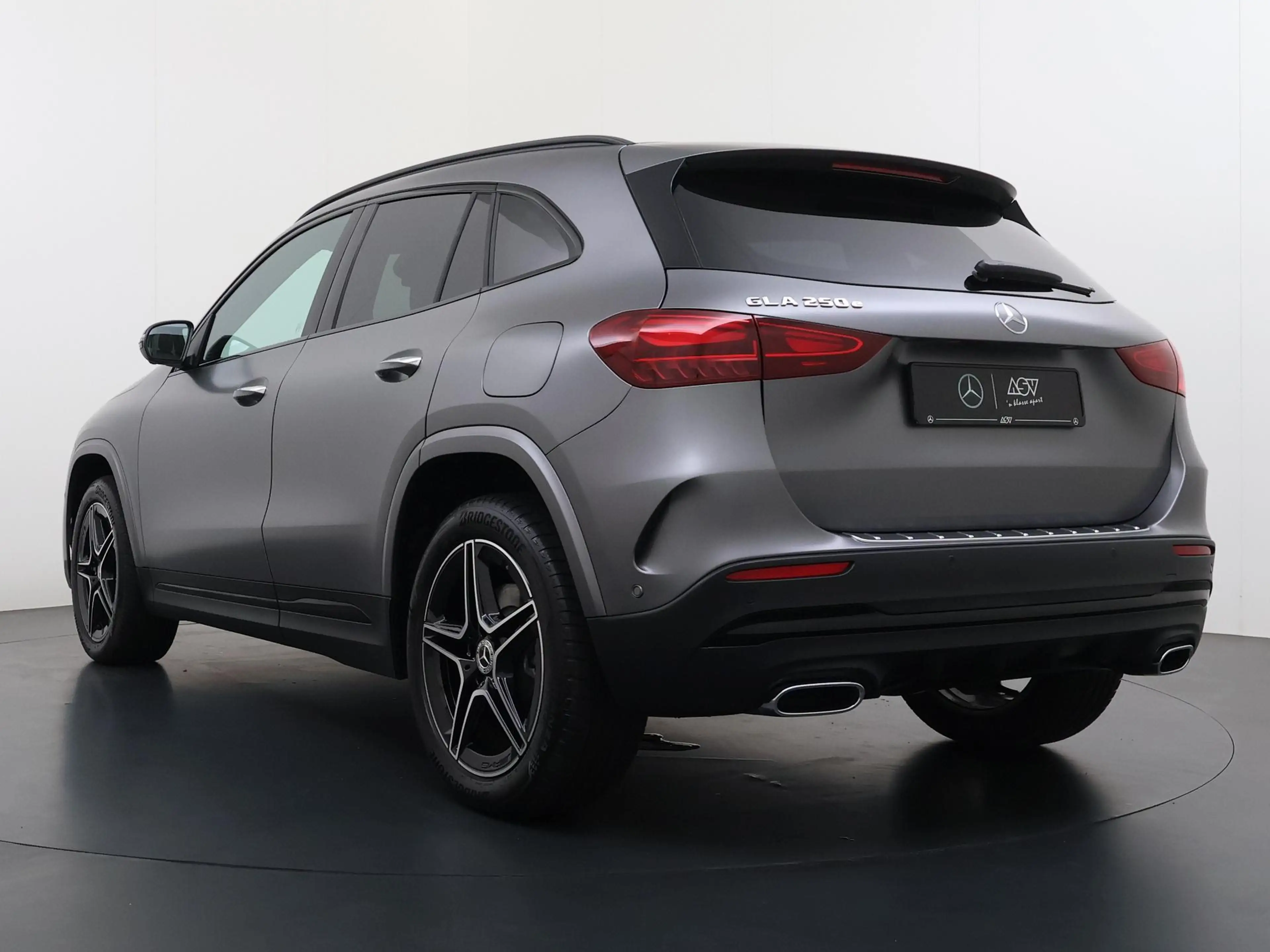 Mercedes-Benz GLA 250 GLA e Star Edition Panoramadak — photo 6