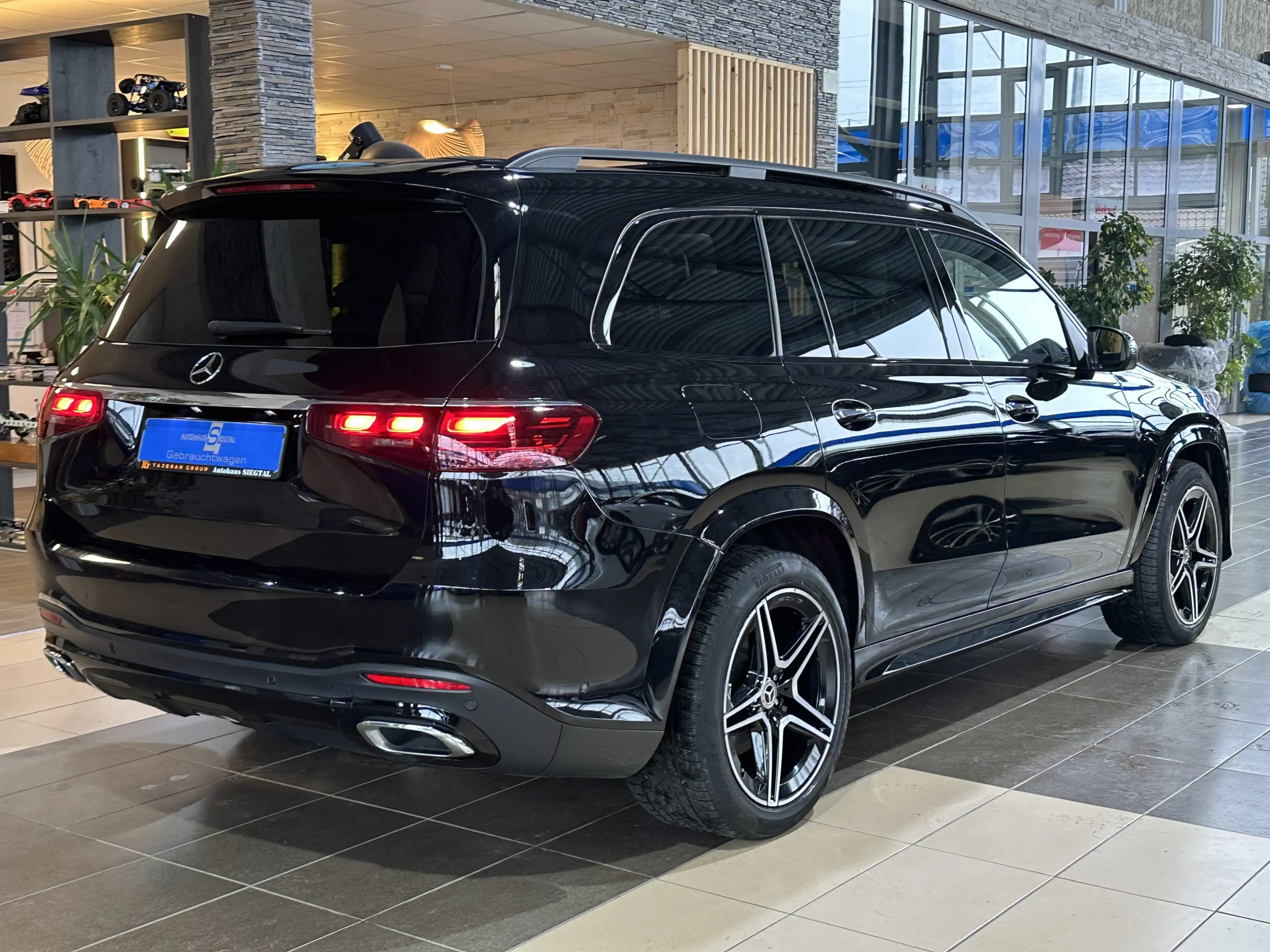 Mercedes-Benz GLS 450 AMG Line*7-Sitze*Pano*Burmester*AHK*HUD — photo 7
