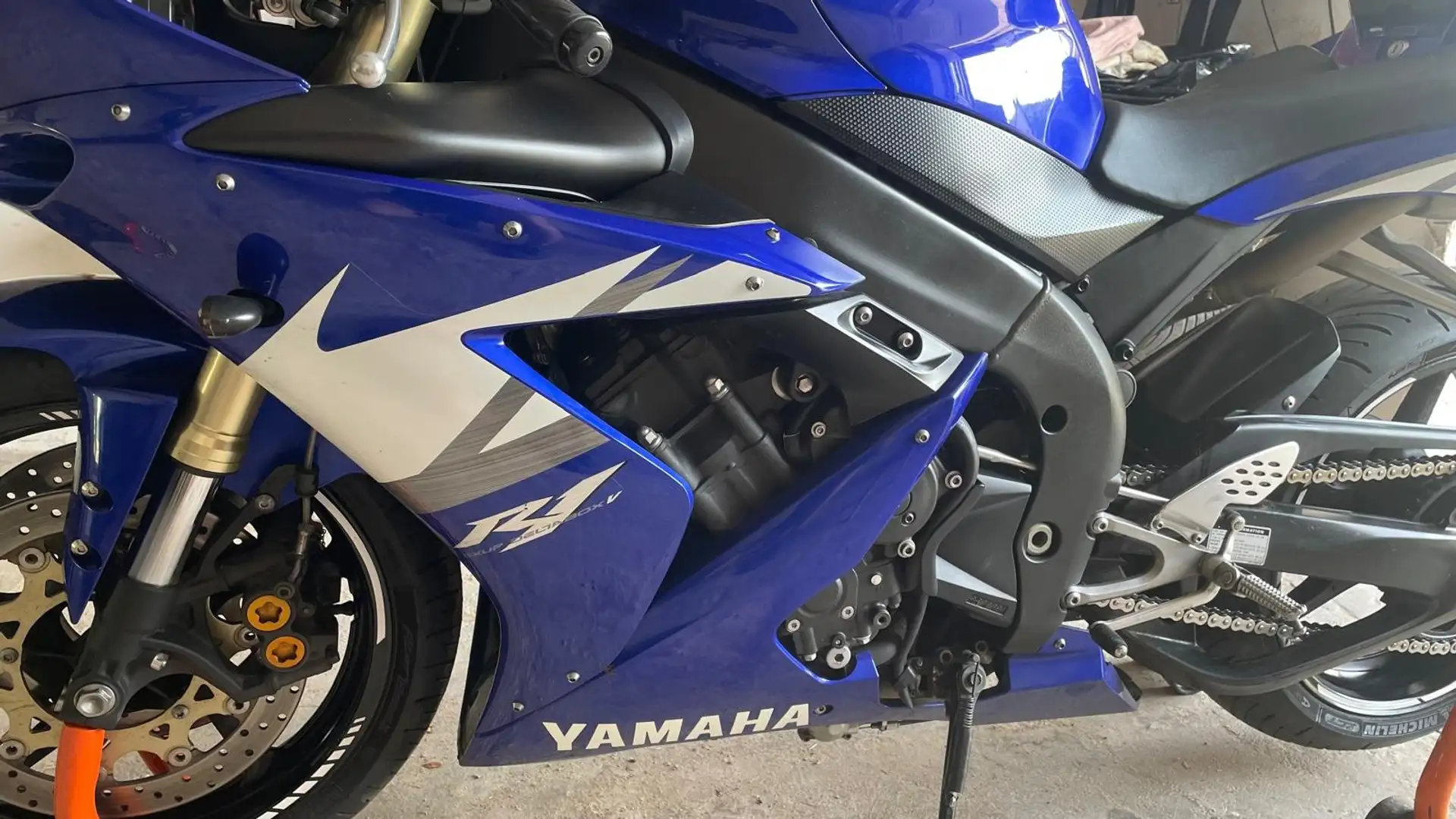 Yamaha YZF-R1 RN12 Albastru - 2