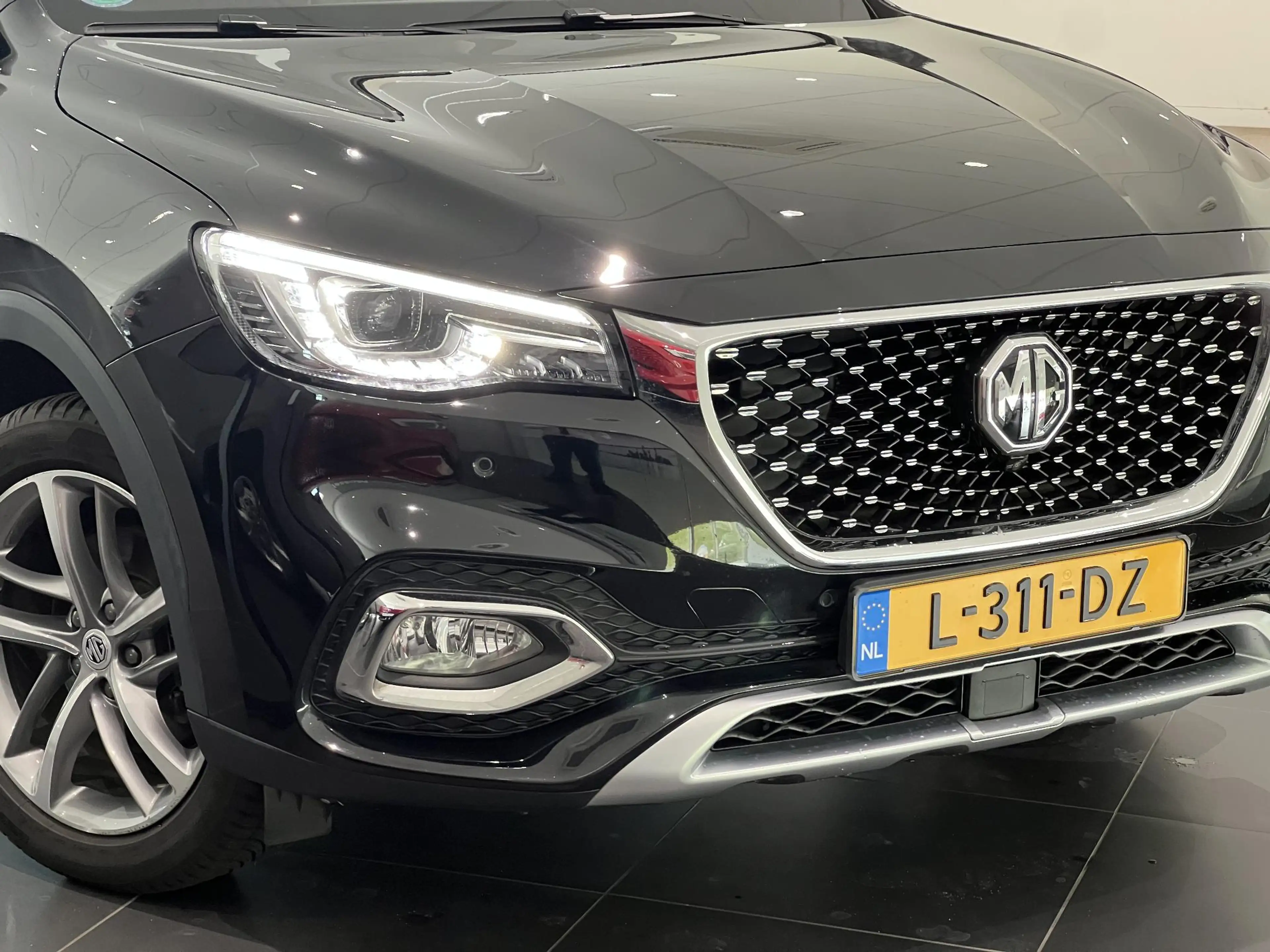 MG EHS 1.5 TGDI Luxury | Panoramadak | Leder | Navi | 360 — photo 13