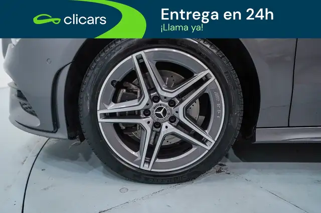 Mercedes-Benz Cla view 11
