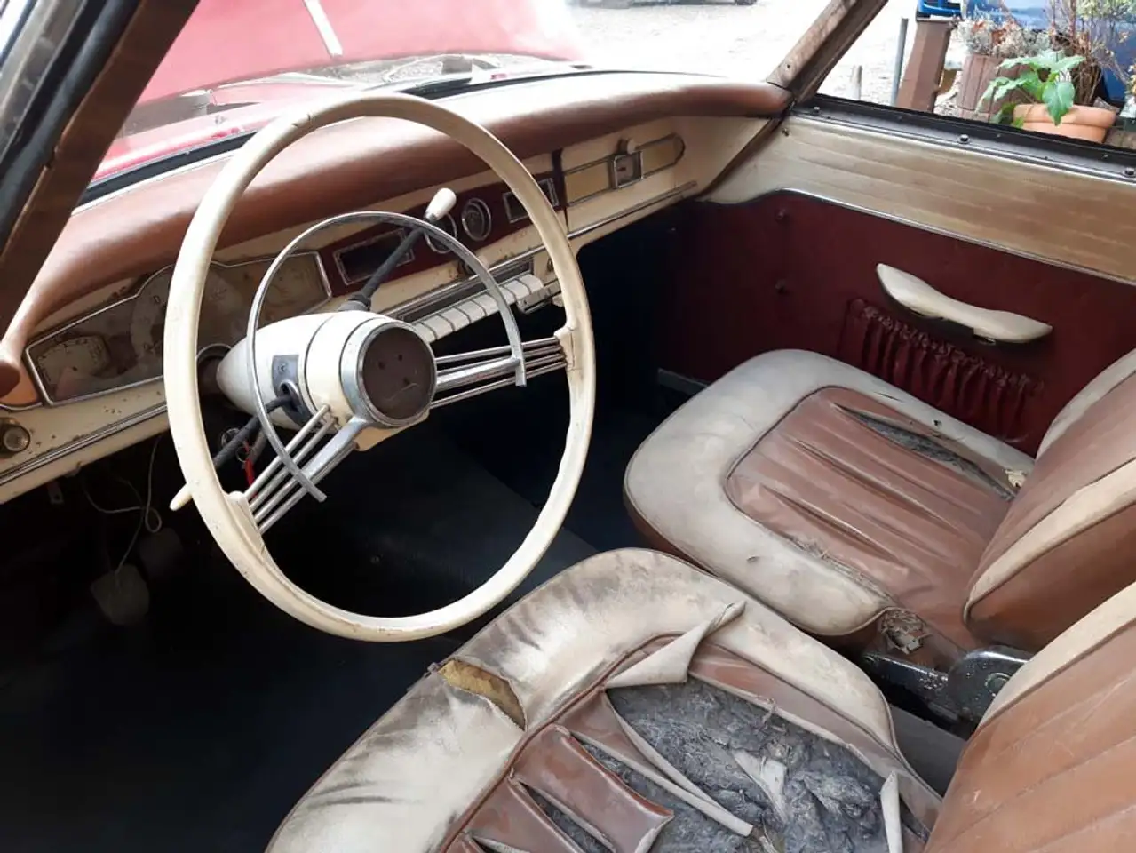Borgward Isabella Coupe zum Restaurieren, foto 5