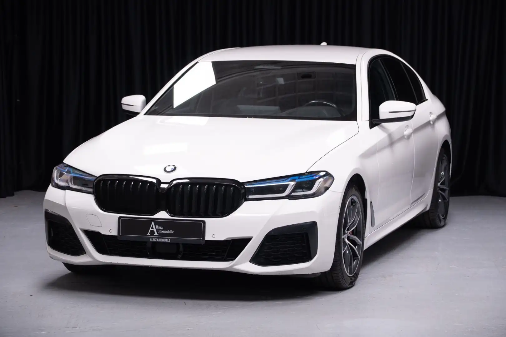 BMW 520 d xD M-Sport Laser*Integral*SoftClose*ACC*H&K Blanc - 1