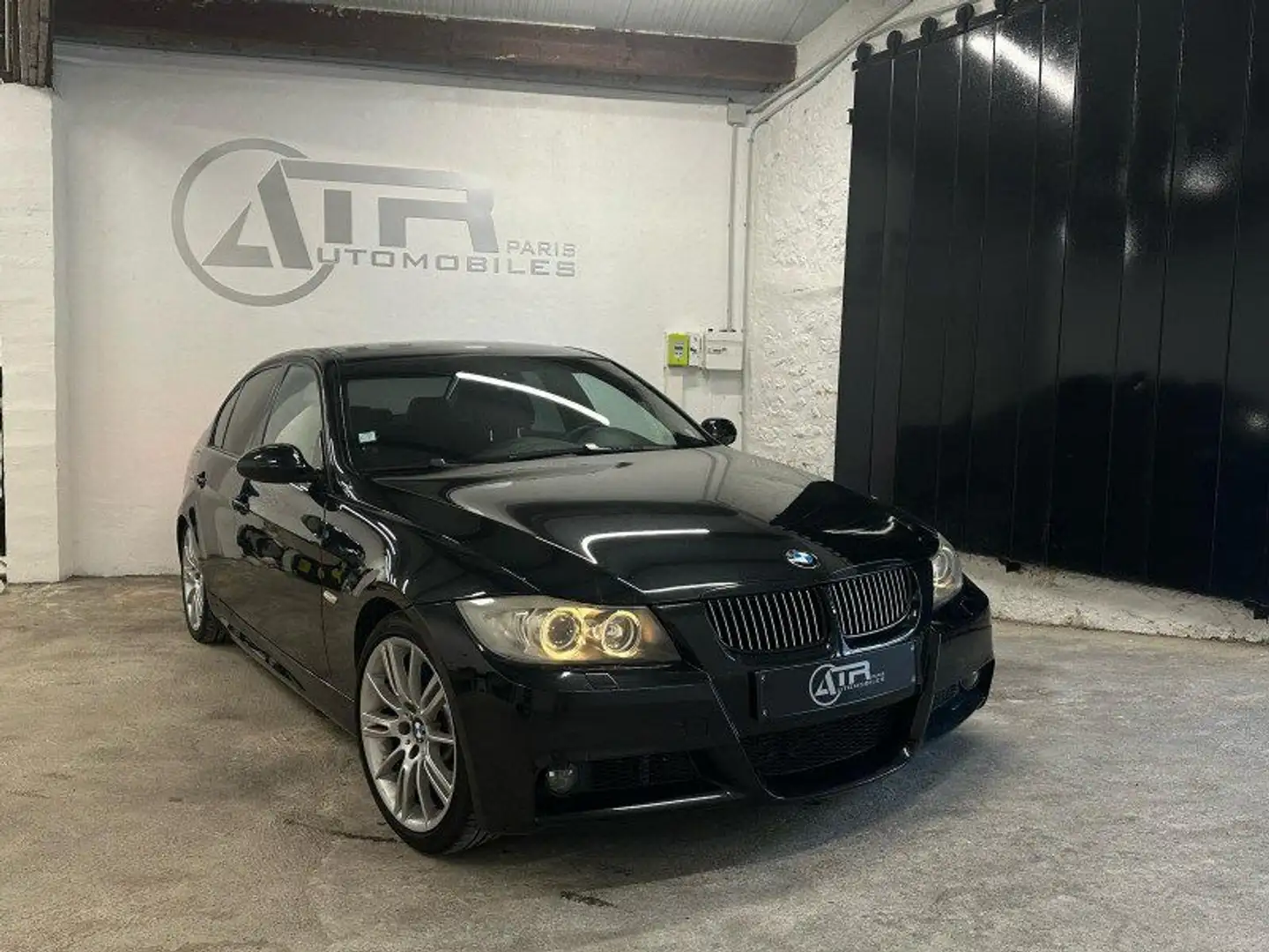 BMW 335 SERIE (E90) 335IA 306CH SPORT DESIGN Negru - 1