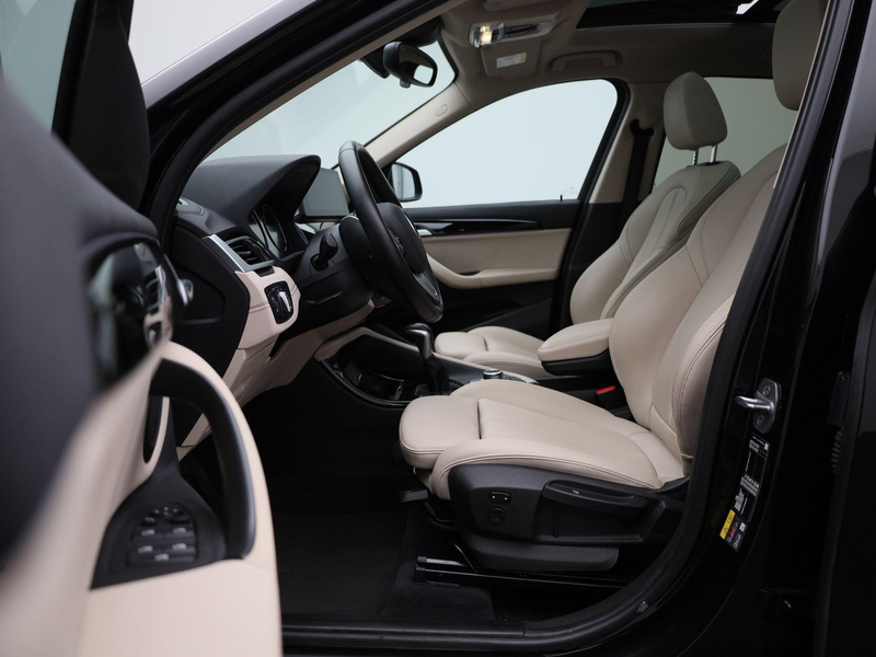 BMW X1 xDrive25e (162 kW) | PANORAMADAK | ACHTERUITRIJCAM — photo 11
