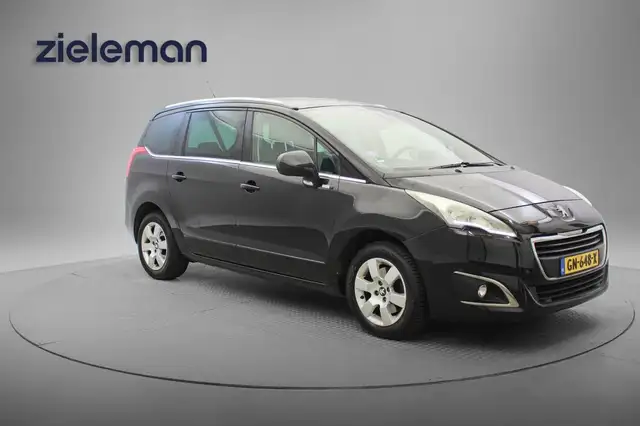 Peugeot 5008 1.2 PureTech Style 7 persoons - Panorama, Navi, Cl