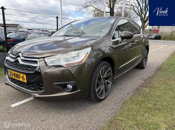1.6 THP Sport Chic | Dealer onderhouden | Massage
