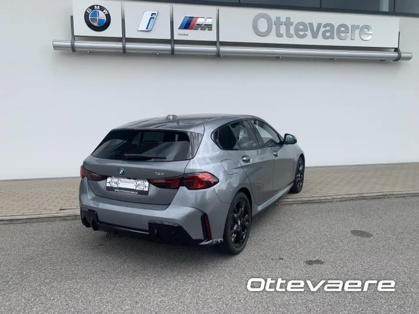 BMW 120 M Sportpakket Grijs - 2