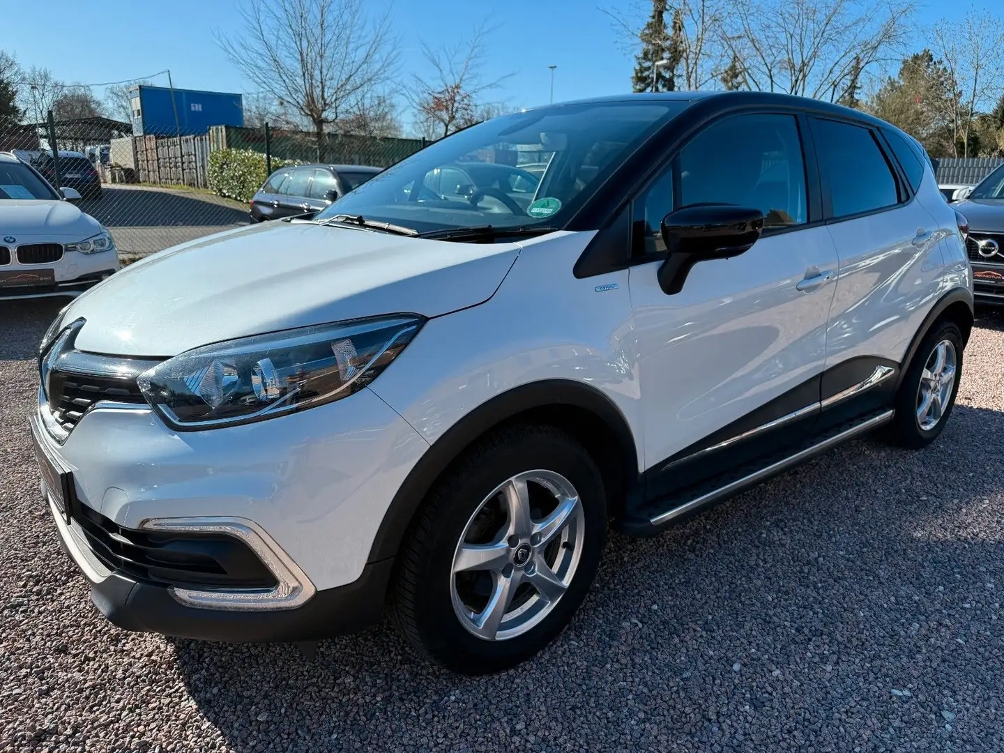 Renault Captur Limited 1.3 TCE *SHZ*NAVIGATION*DAB*PDC* Noir - 1