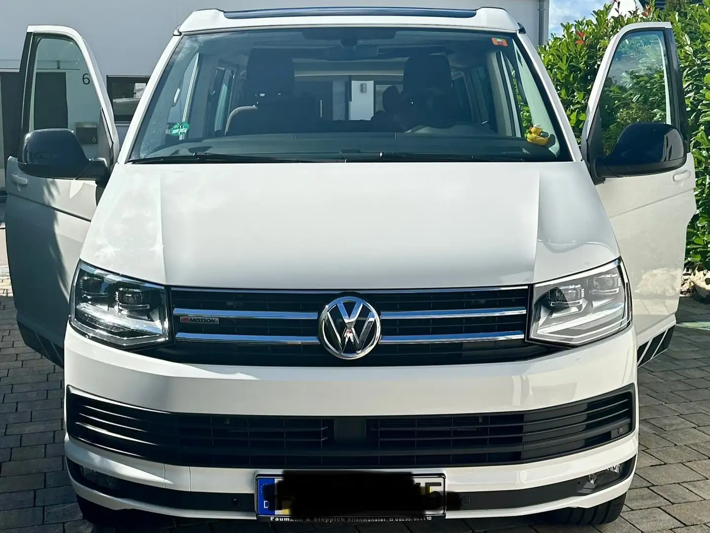Volkswagen T6 California Beach Edition 2.0 TDI 4 Motion / LED/ AHK Weiß - 1