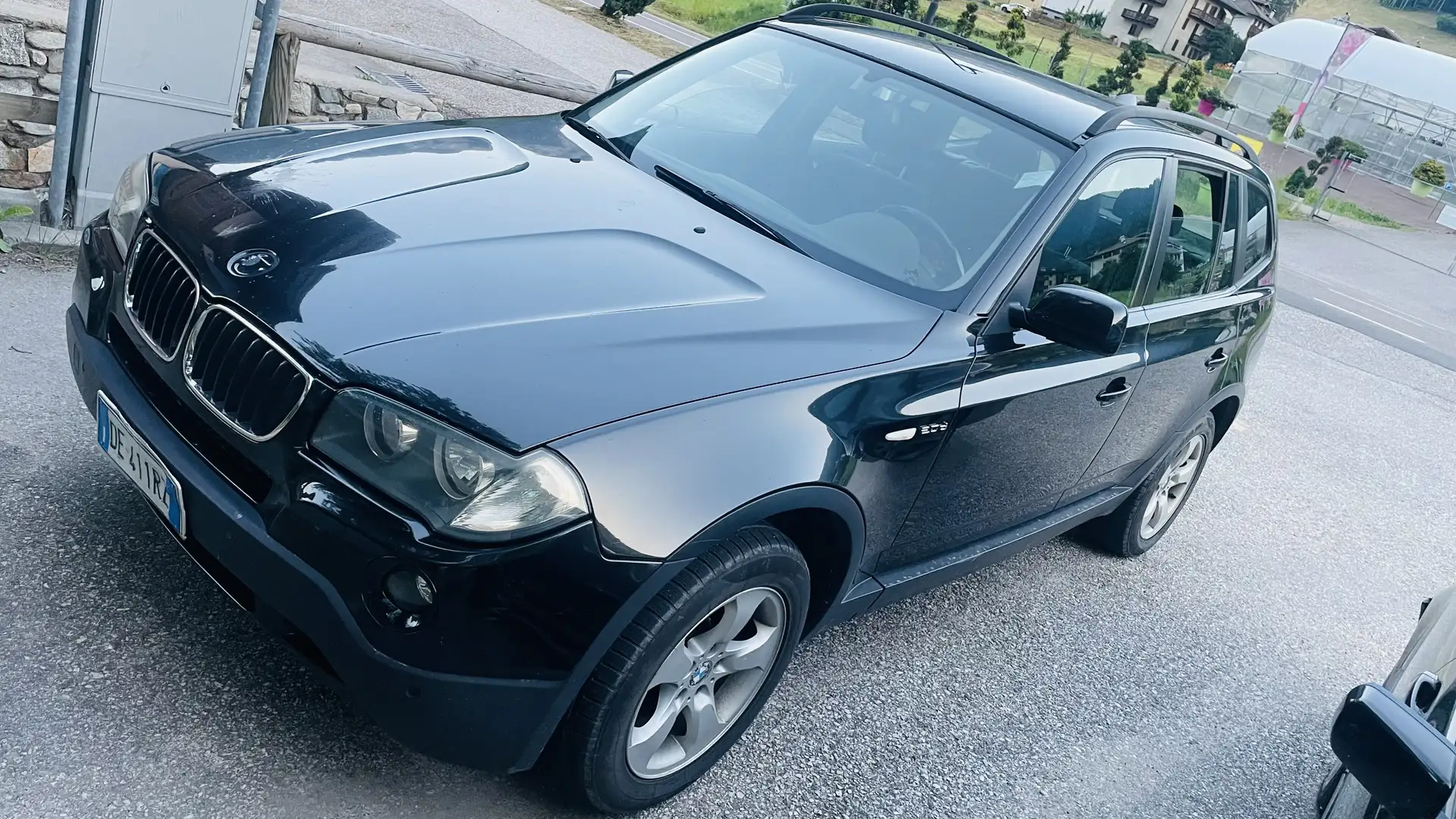 BMW X3 2.0d Attiva FL - 1