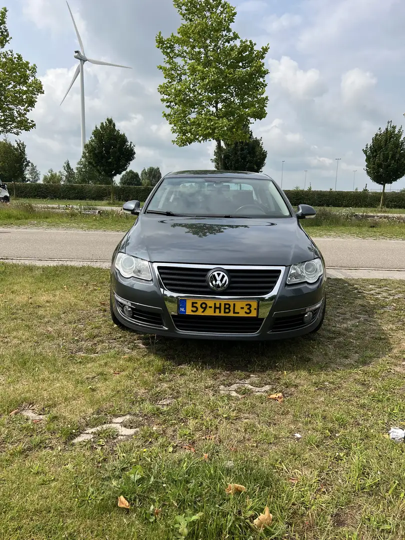 Volkswagen Passat 1.8 TSI Comfortline - 2