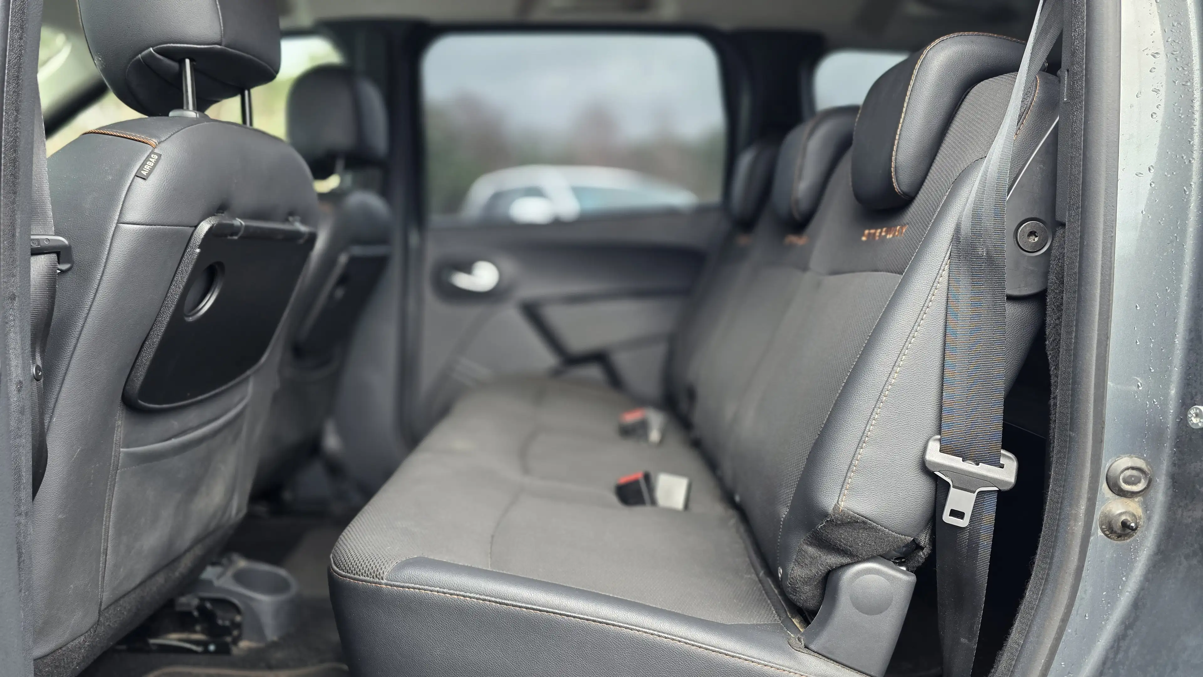 Dacia Lodgy Stepway 7 Zitplaatsen Airco Navi Benzine * — photo 7