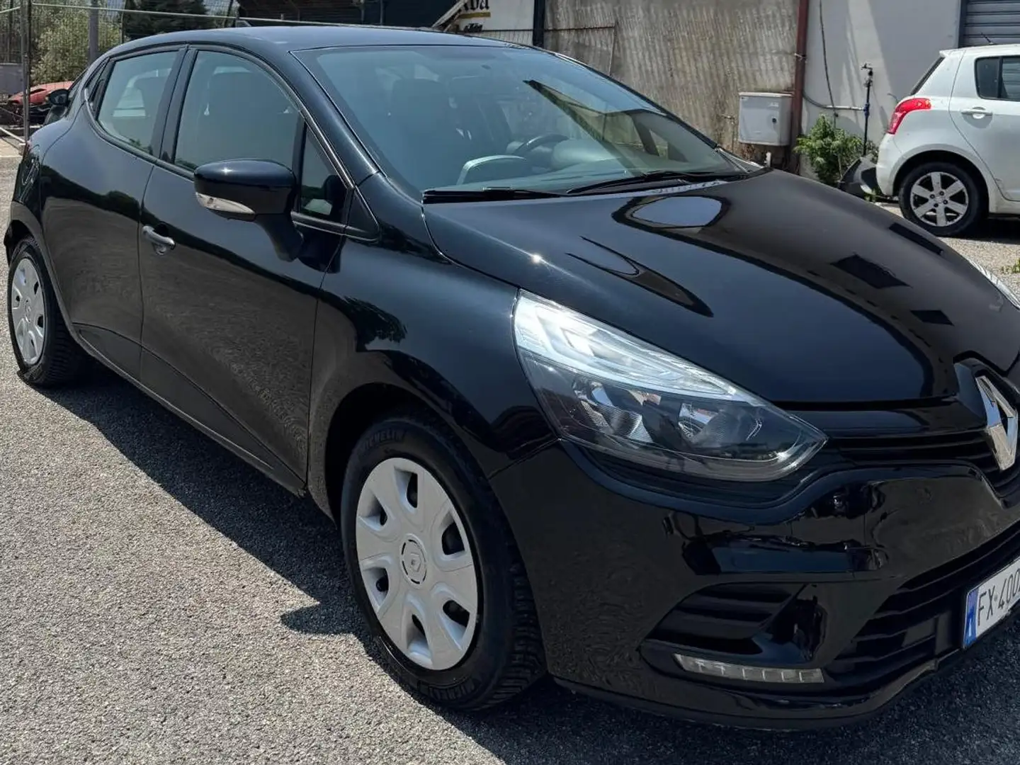 Renault Clio Clio 1.5 dci energy Business 75cv Noir - 1