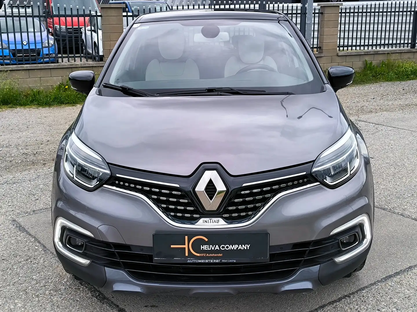 Renault Captur ENERGY TCe 150 PF Initiale Grau - 2