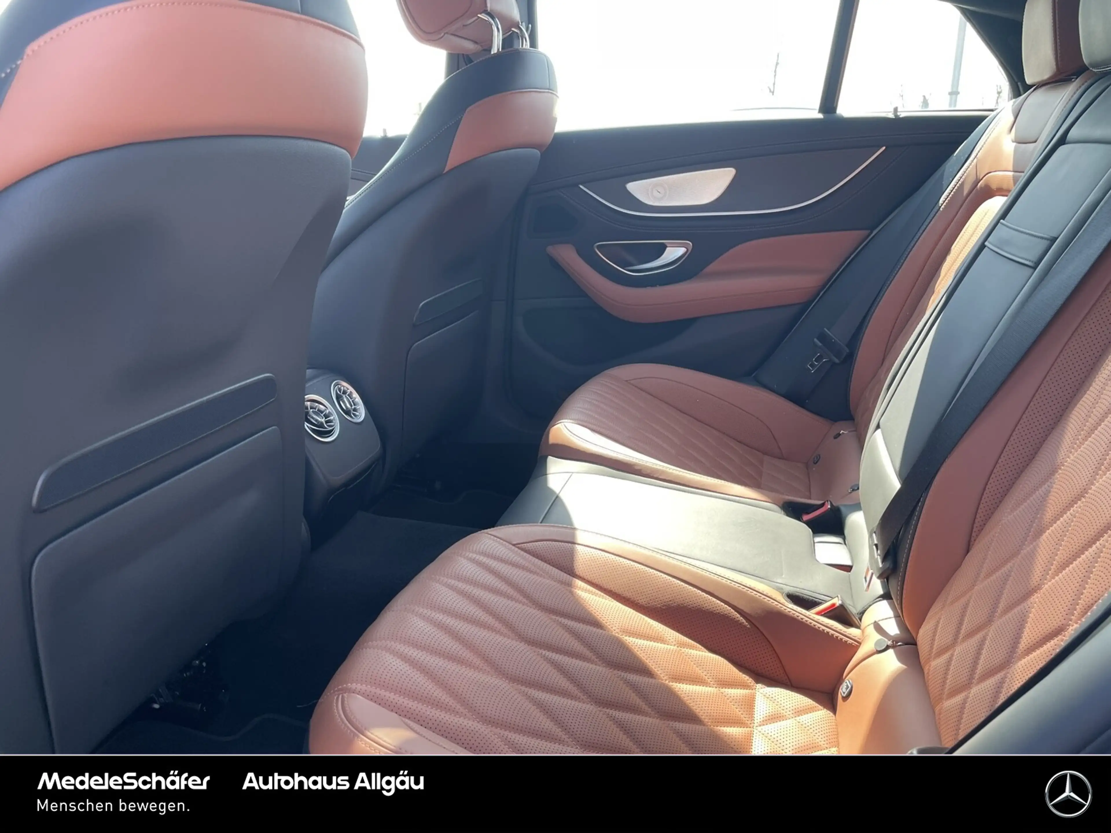 Mercedes-Benz AMG GT AMG GT 43 4M+ V8Style AHK Pano Sitzkli AktivSitz — photo 13