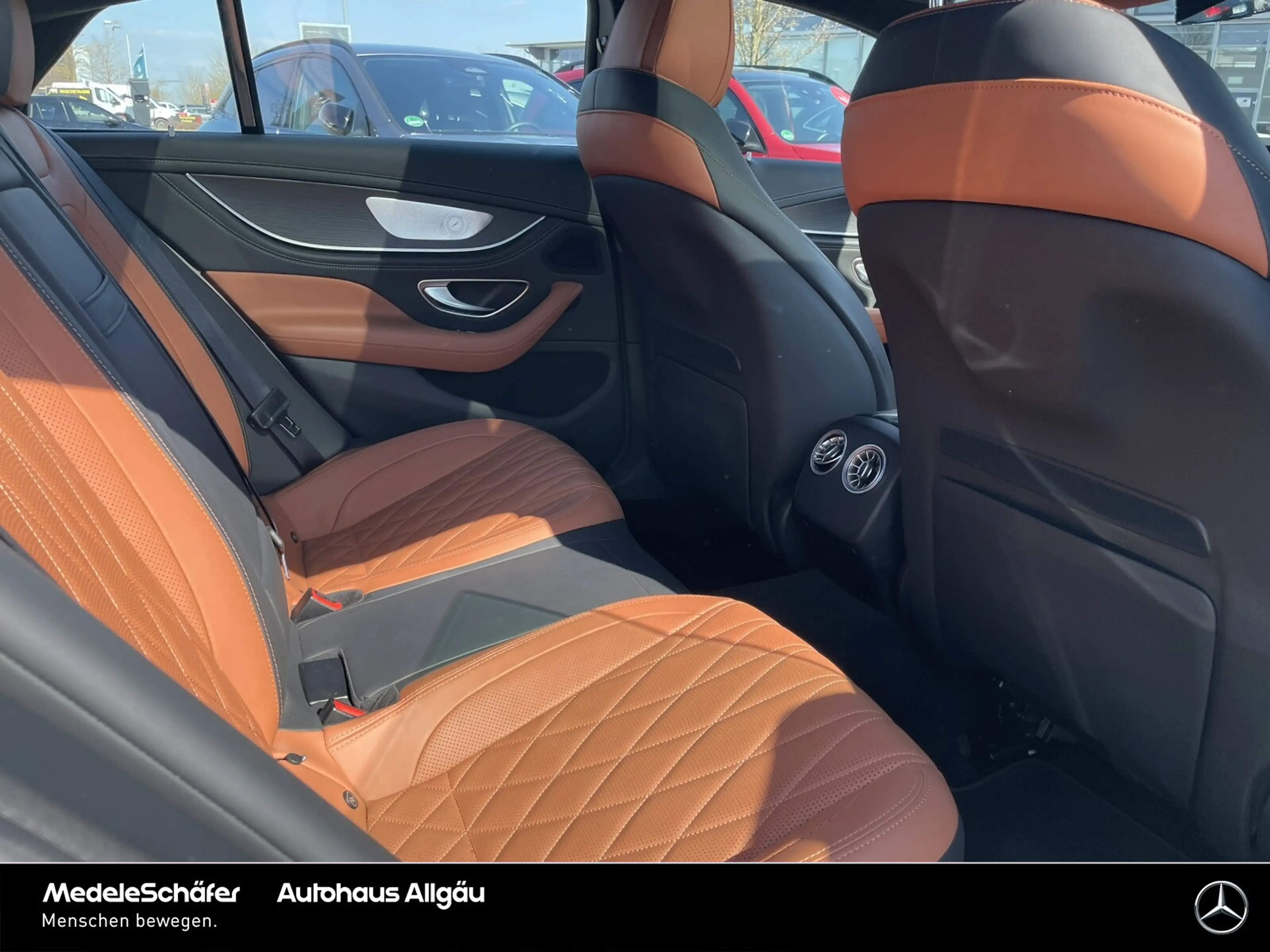 Mercedes-Benz AMG GT AMG GT 43 4M+ V8Style AHK Pano Sitzkli AktivSitz — photo 14