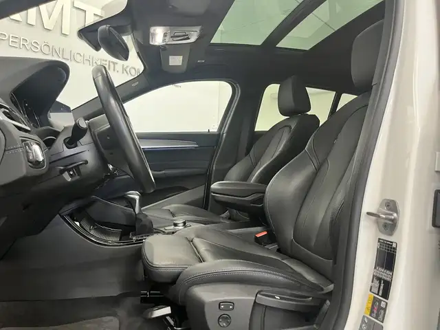 BMW X2 view 13