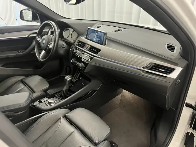 BMW X2 view 8