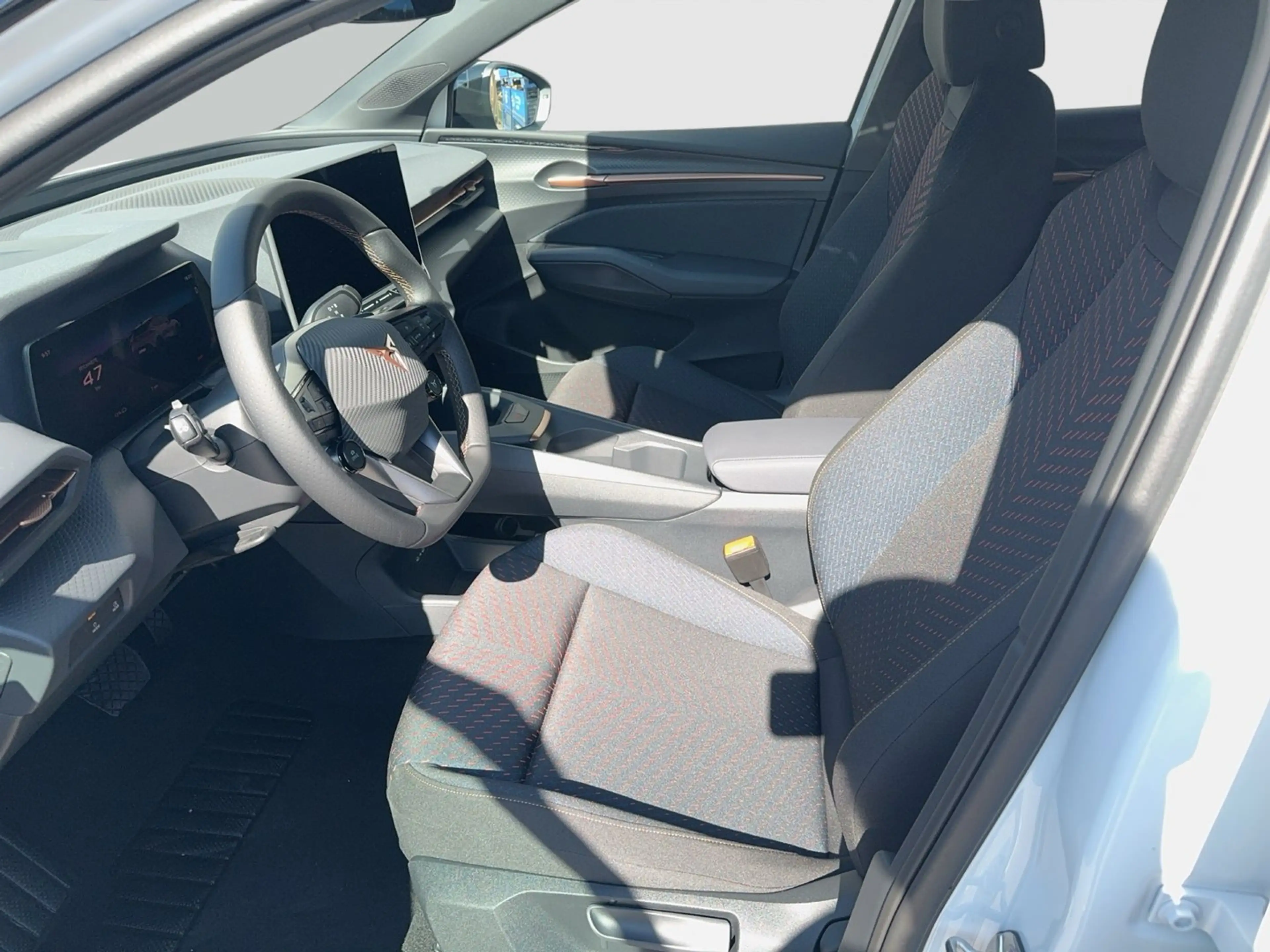 CUPRA Raval ENDURANCE 52/55 155kW/211 PS — photo 7