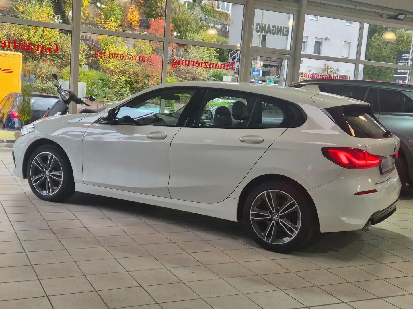 BMW 116 i Sport Line/1.Ha/LED/Temp/PDC/DAB/Garantie Blanc - 2