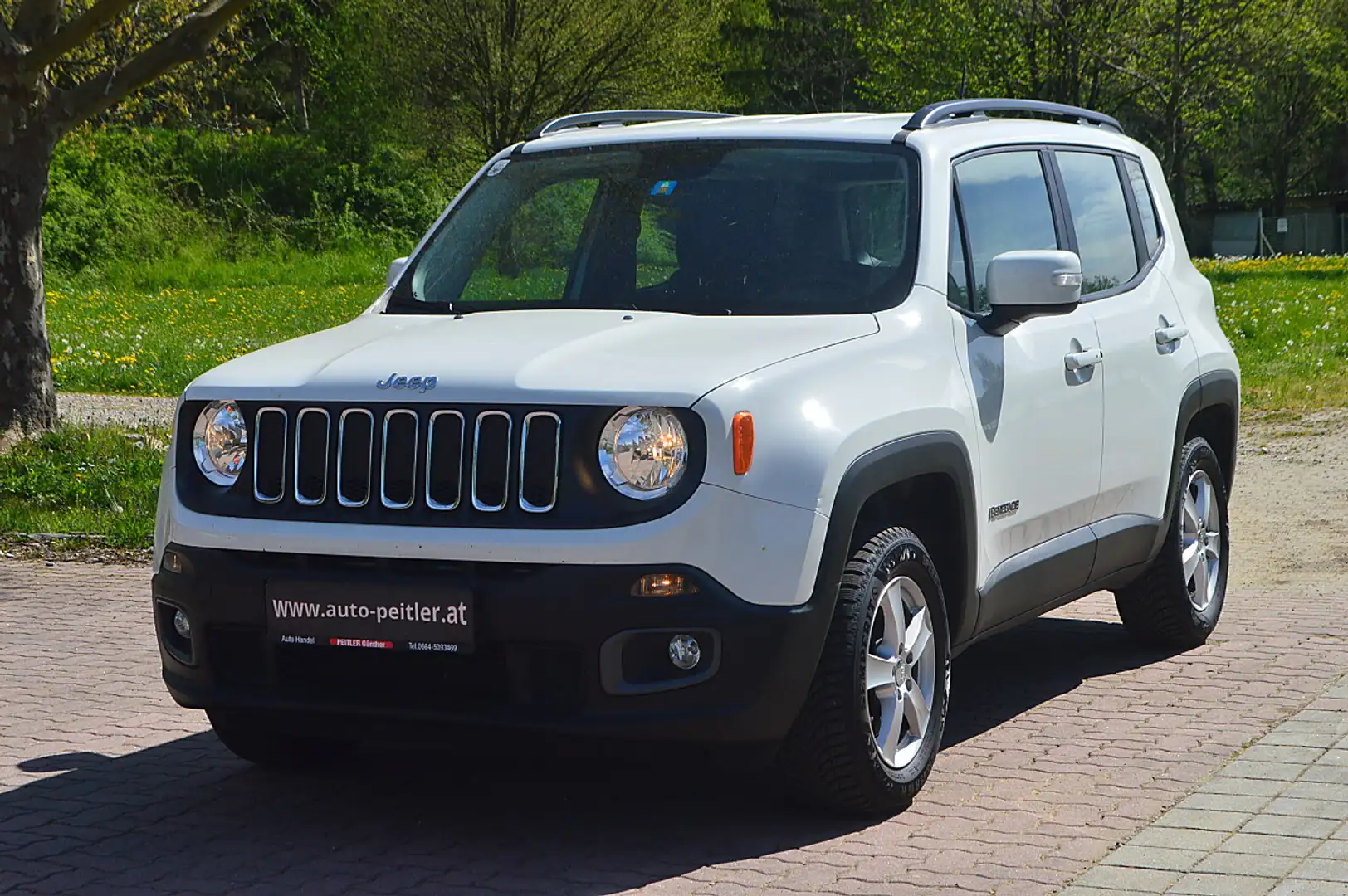Jeep Renegade 2,0 120 AWD+AHK+PDC+TEL Weiß - 2