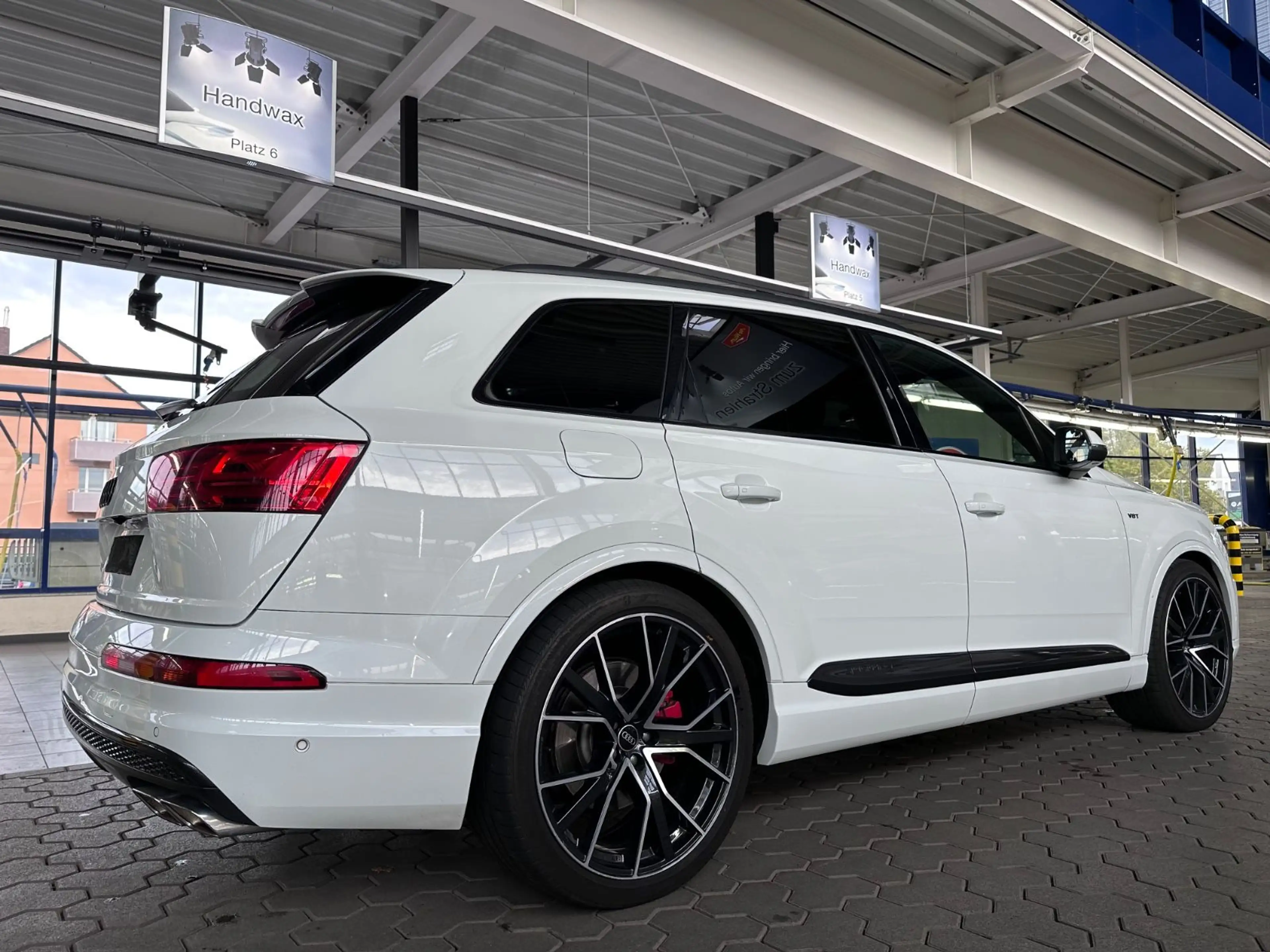 Audi SQ7 S Line 4.0 TDI quattro/ AHK/ stdH/ TÜV NEU — photo 13
