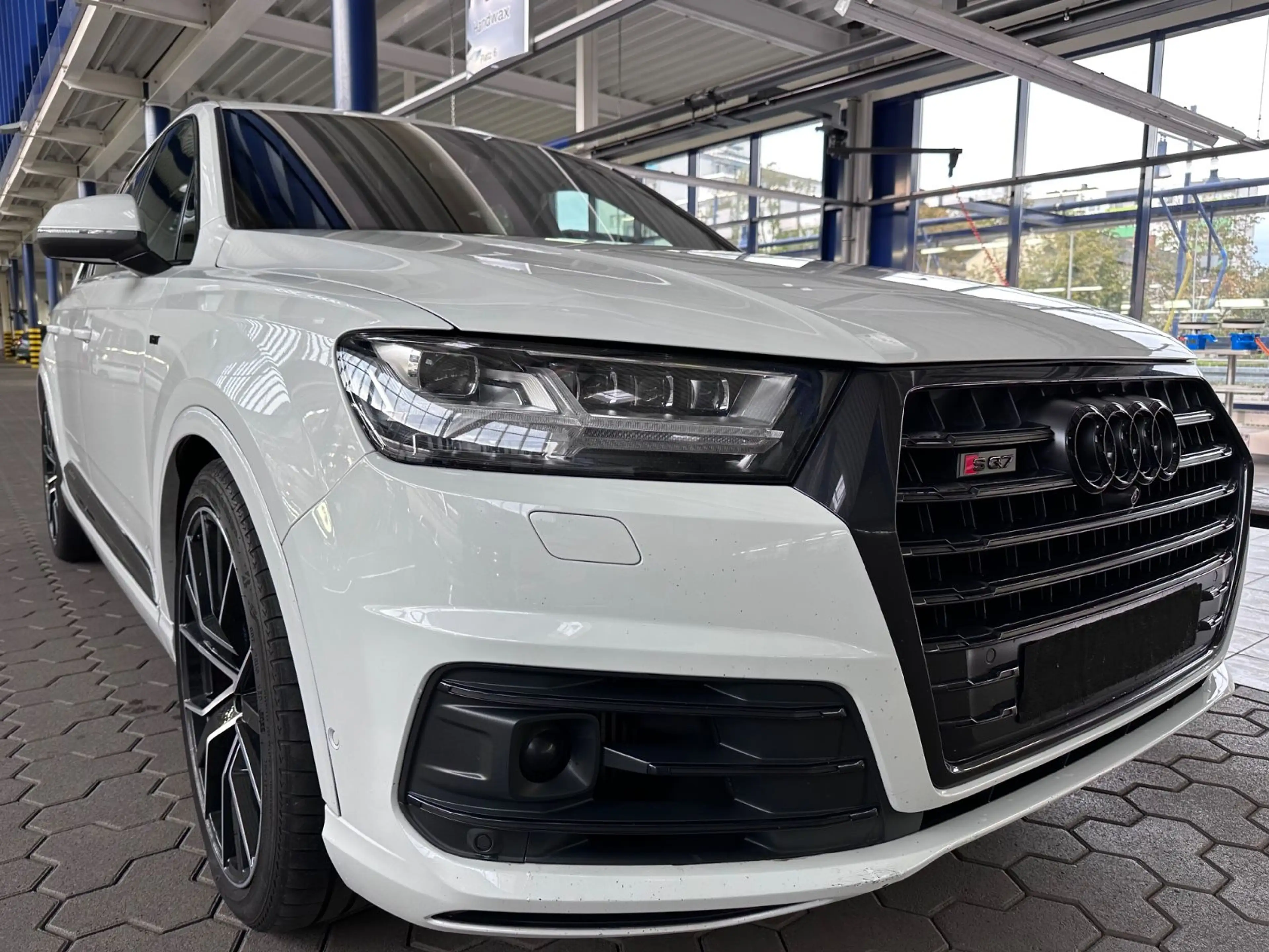 Audi SQ7 S Line 4.0 TDI quattro/ AHK/ stdH/ TÜV NEU — photo 2