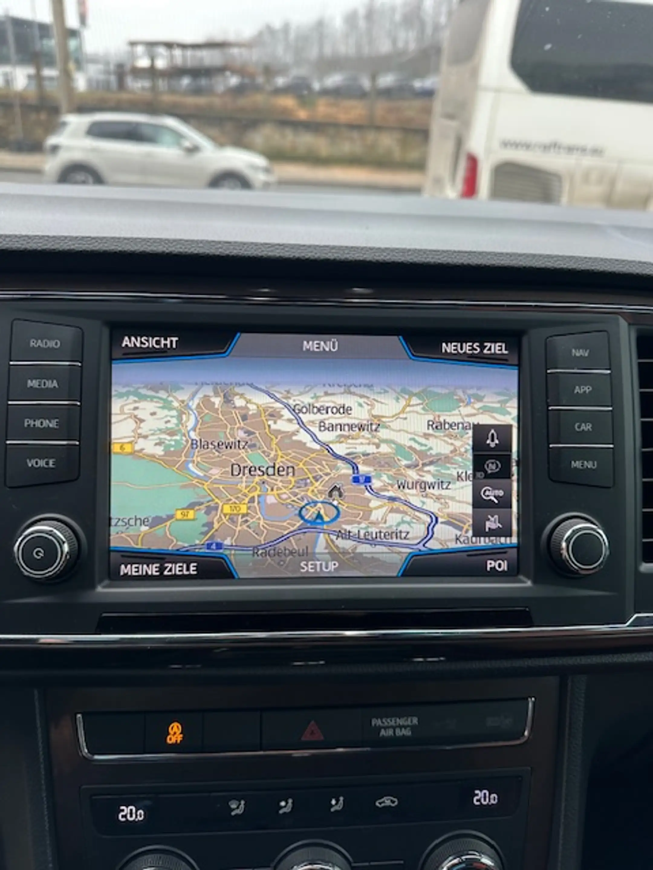SEAT Ateca Xcellence Automatik Navi LED Standheizung Tot wink — photo 20