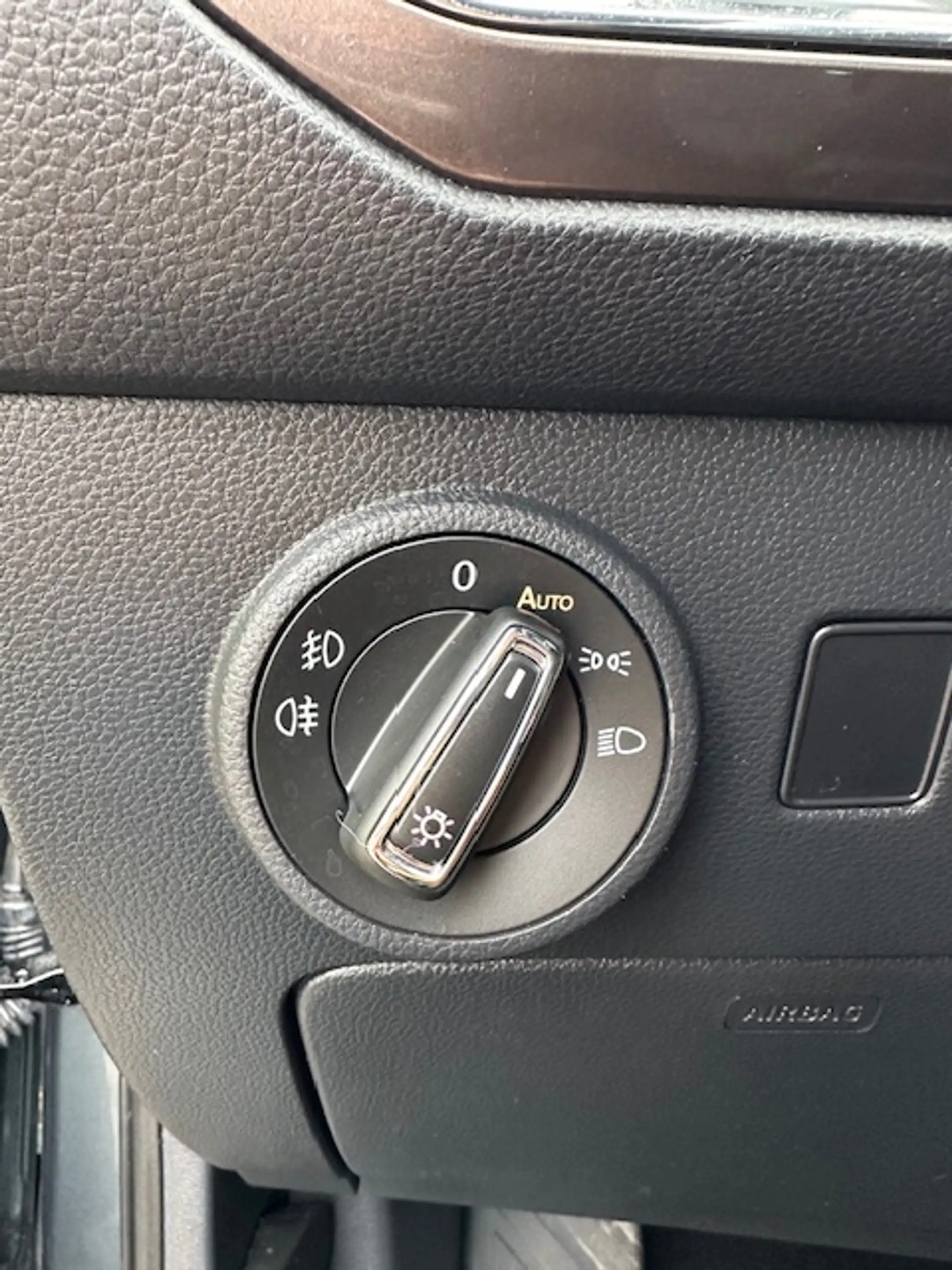 SEAT Ateca Xcellence Automatik Navi LED Standheizung Tot wink — photo 15