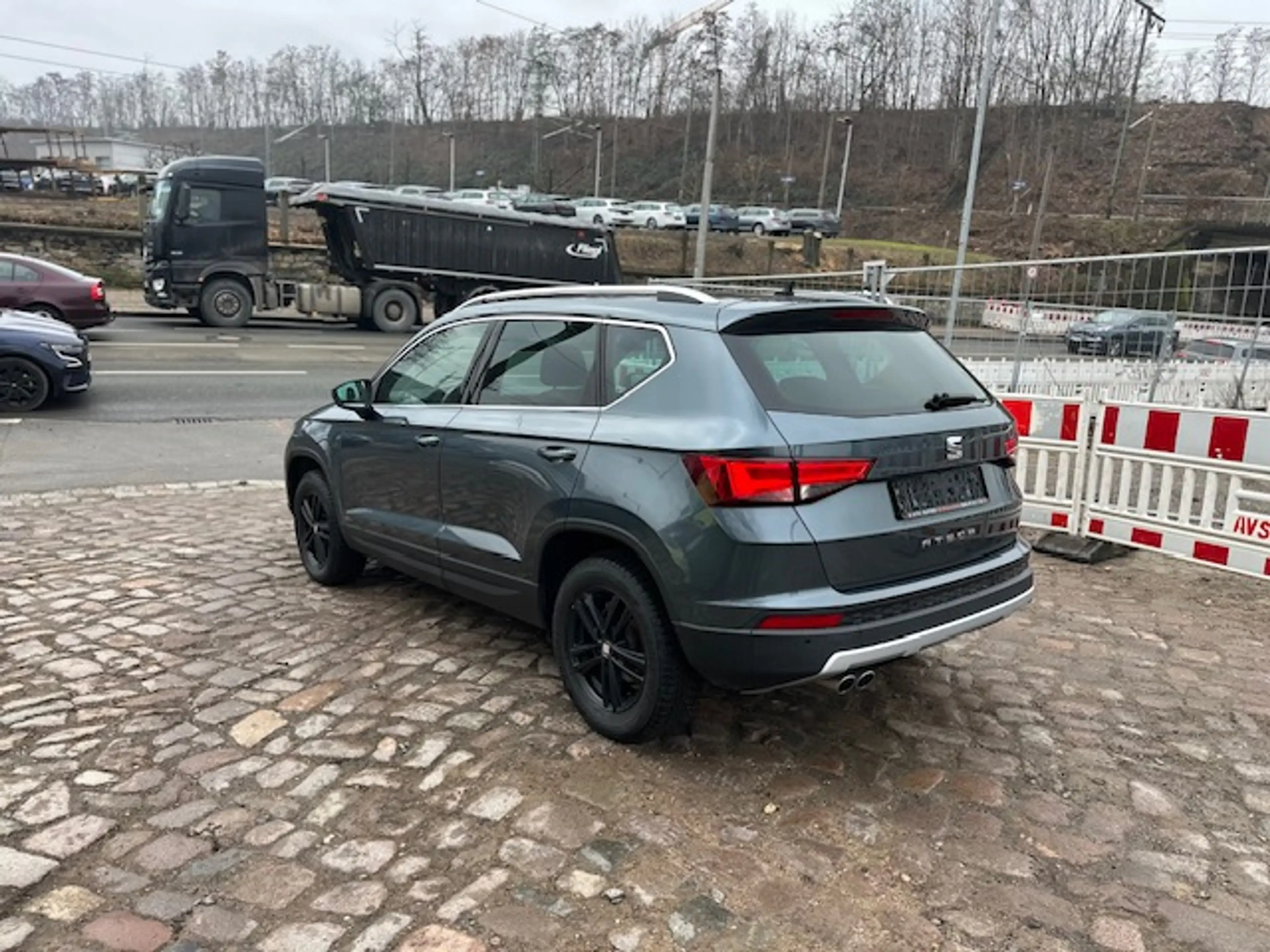 SEAT Ateca Xcellence Automatik Navi LED Standheizung Tot wink — photo 3
