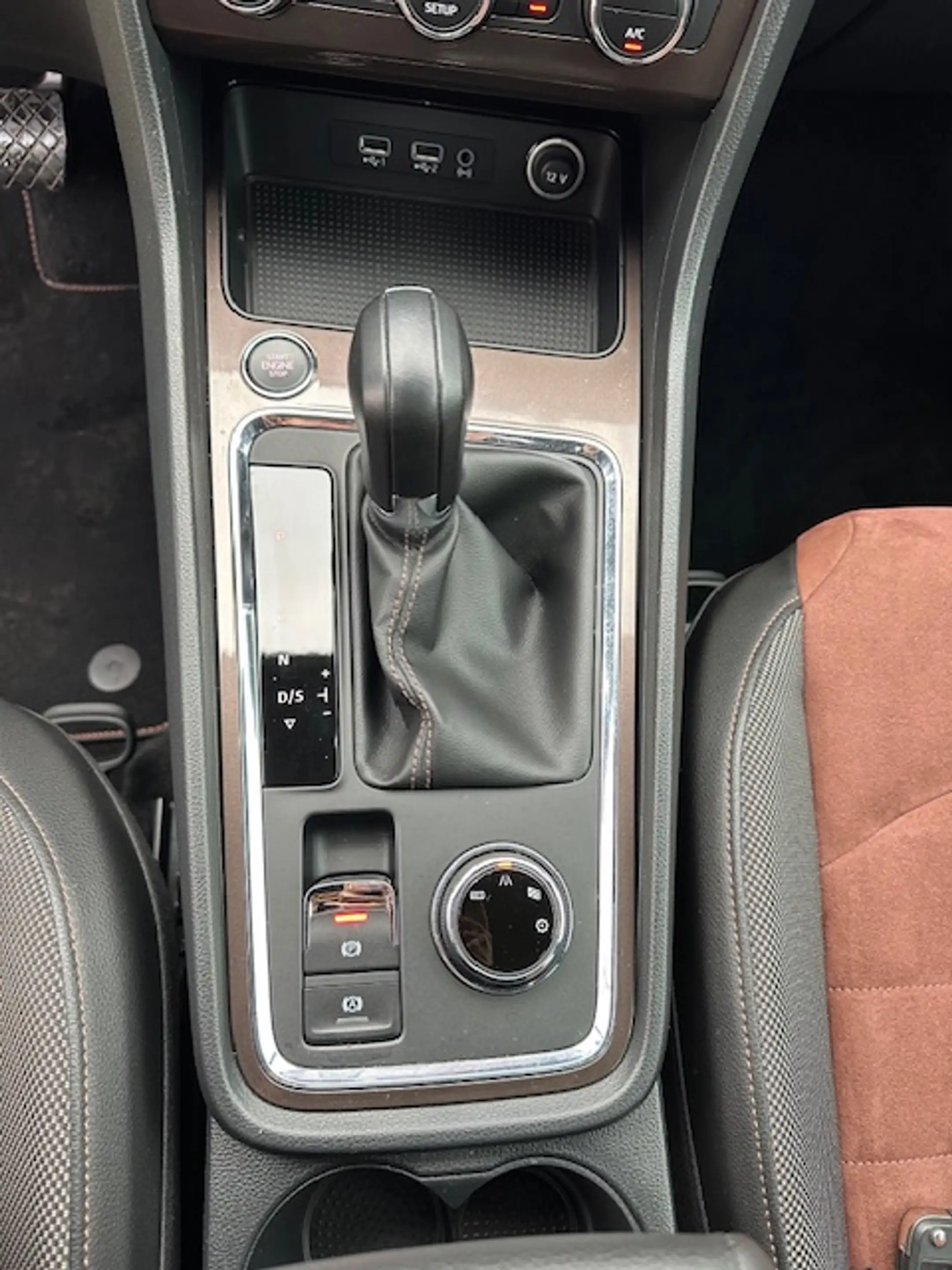 SEAT Ateca Xcellence Automatik Navi LED Standheizung Tot wink — photo 21