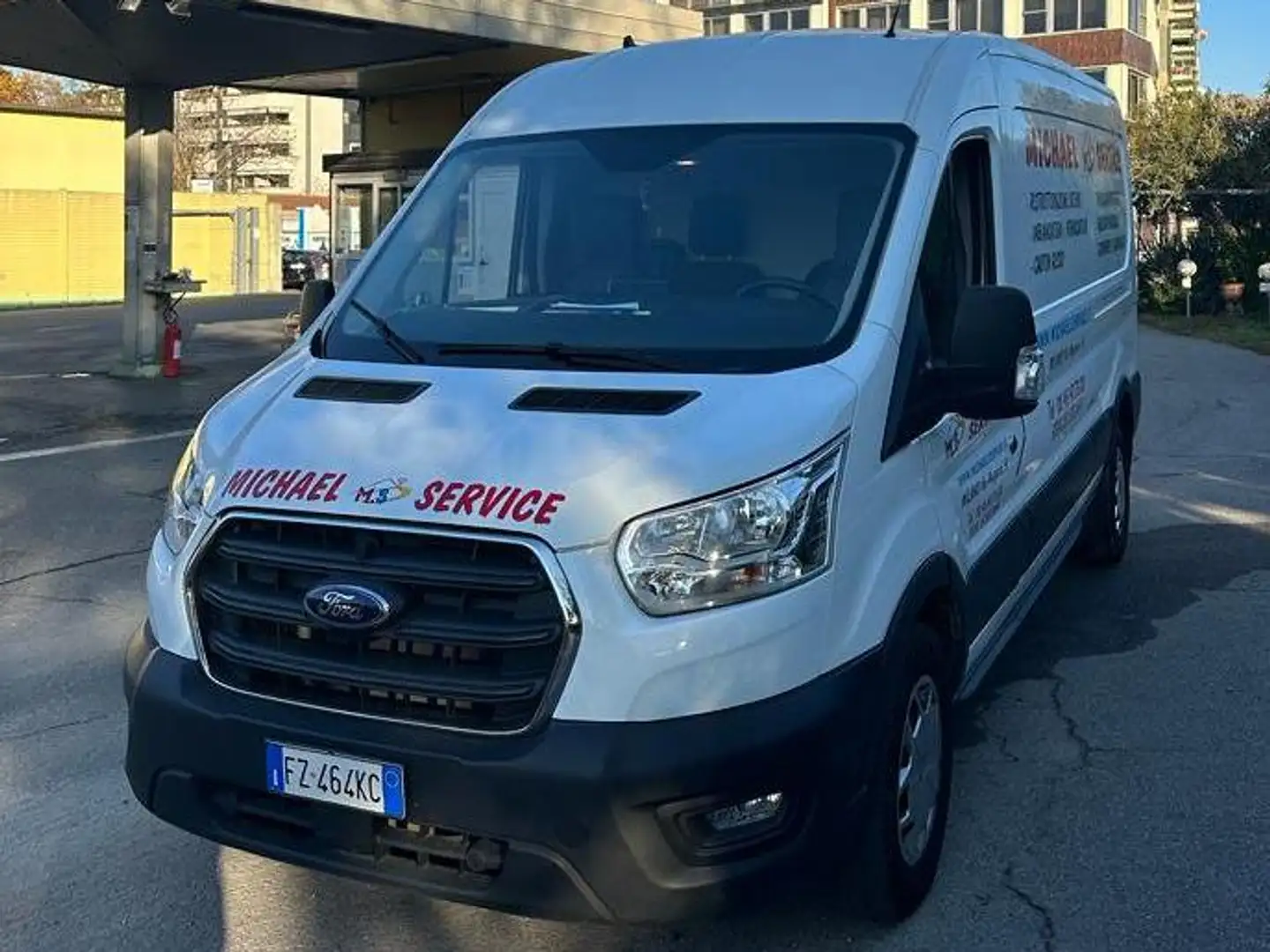 usato Ford Transit Furgoni/Van a milano per € 26.000,-