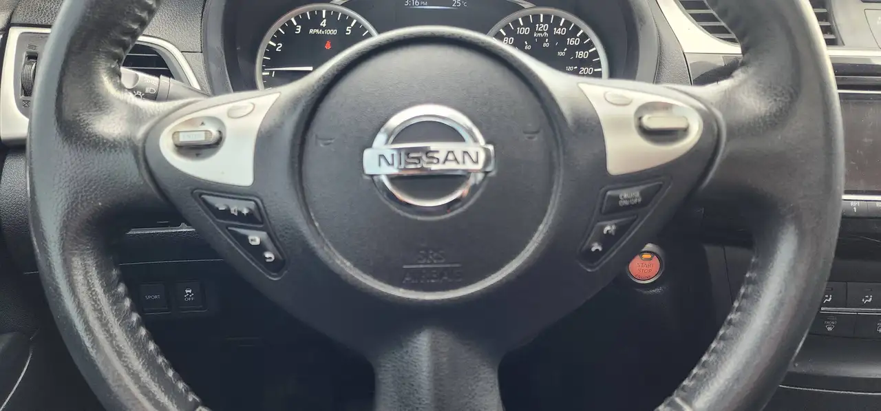 Nissan Sentra photo Nissan Sentra