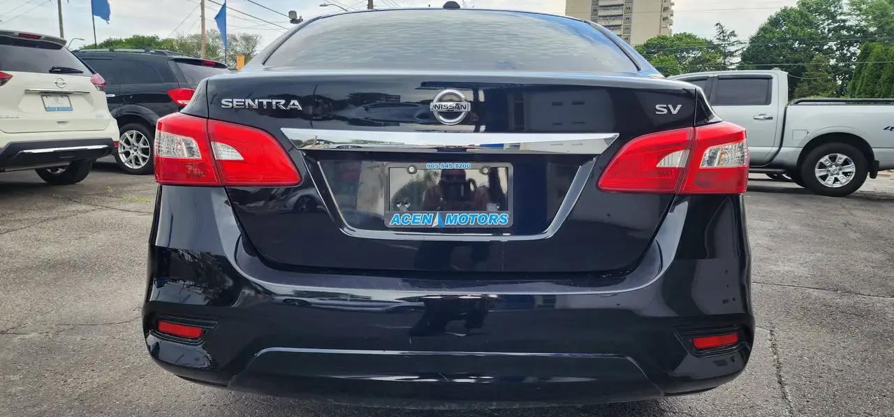 Nissan Sentra photo Nissan Sentra